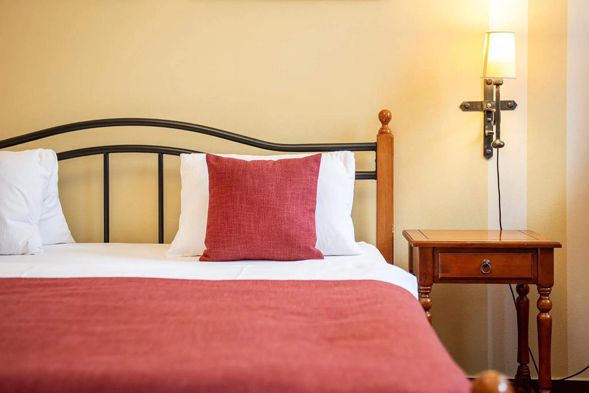 Bed in Residence Hattrick