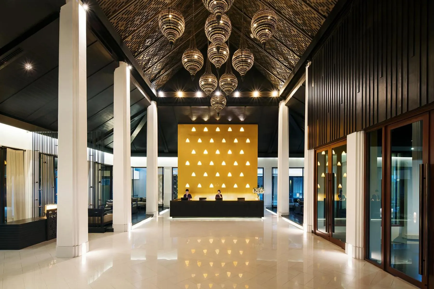 Lobby or reception in Avani Khon Kaen Hotel & Convention Centre