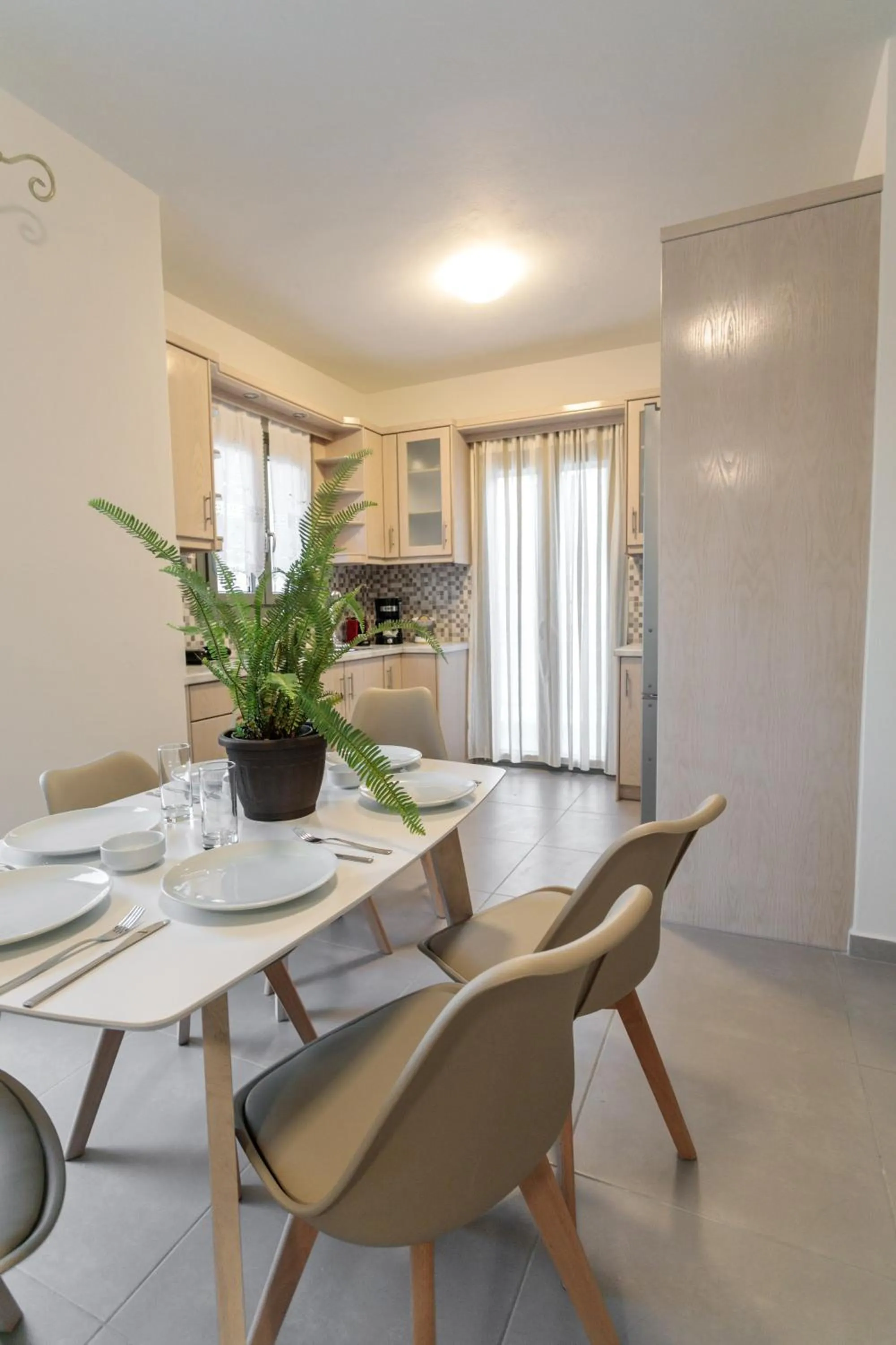 Kitchen or kitchenette in Sweet Home Naxos