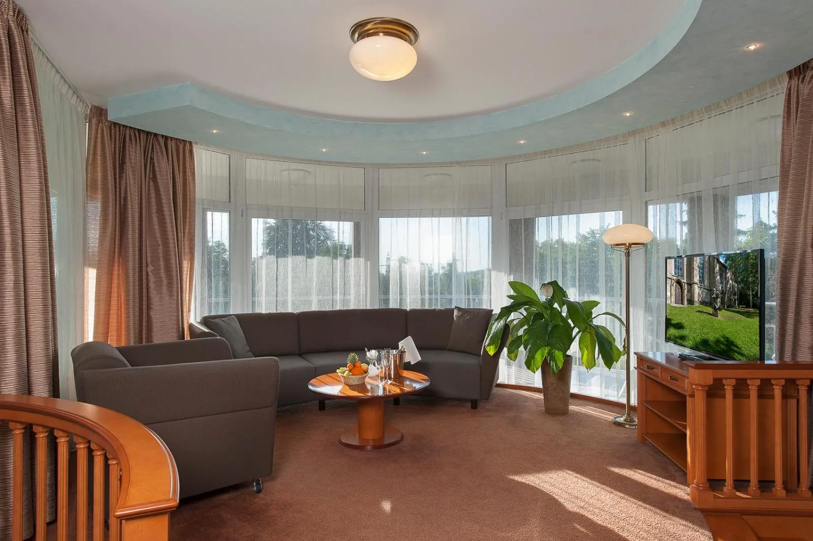 Seating area in April hotel Panorama