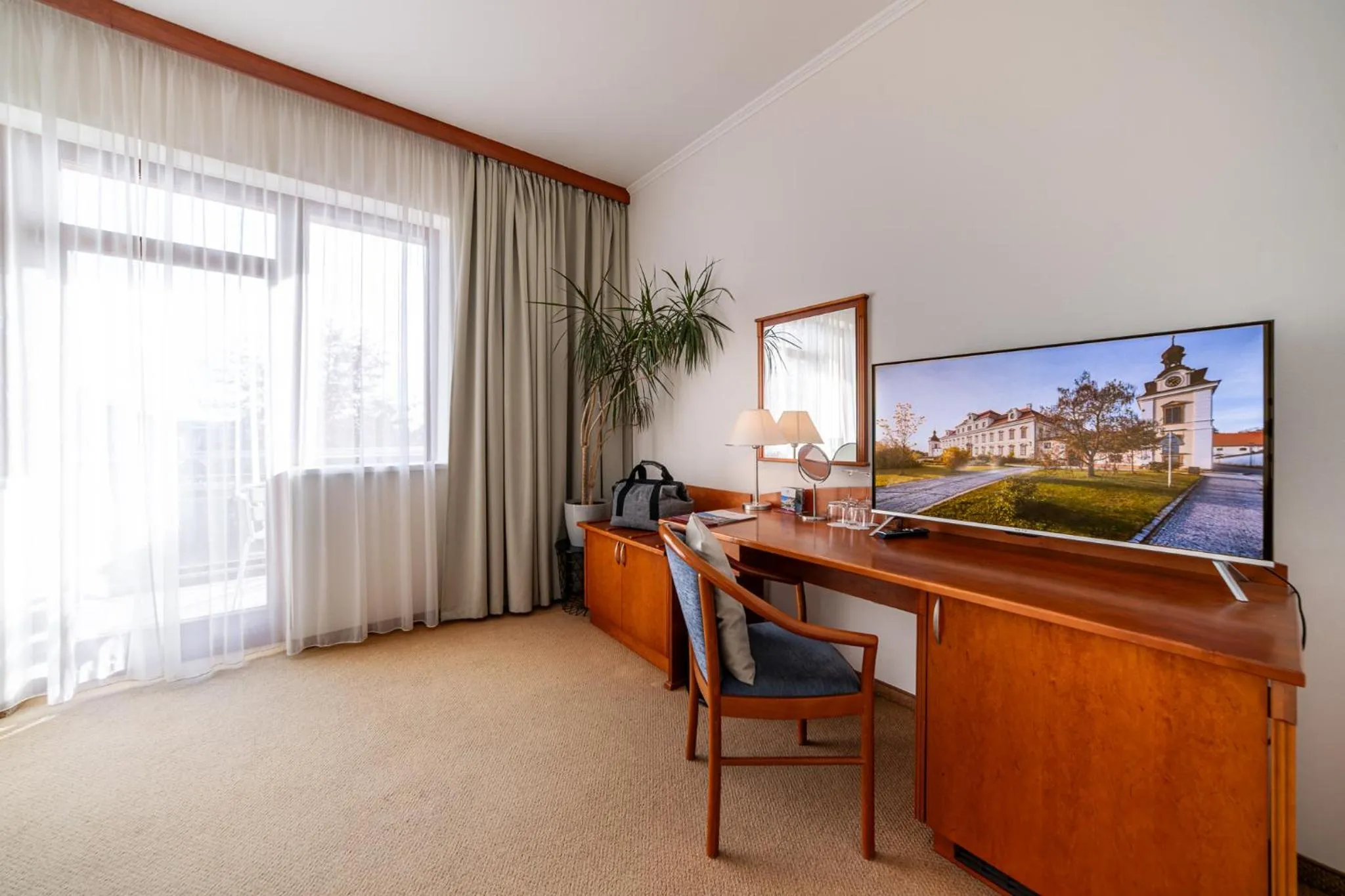 TV and multimedia in April hotel Panorama