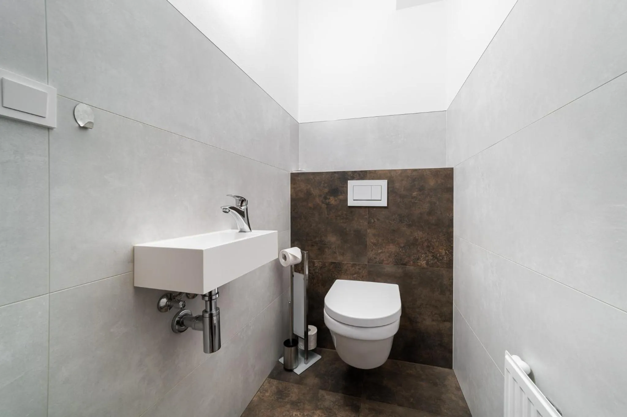 Toilet in April hotel Panorama