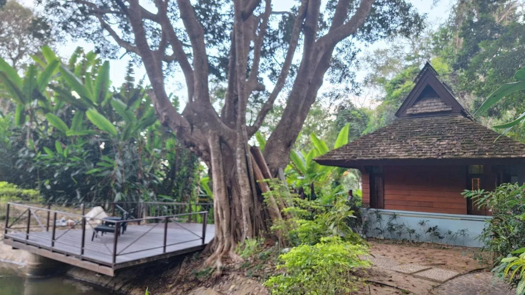 Vanilla hill (hill lodge)