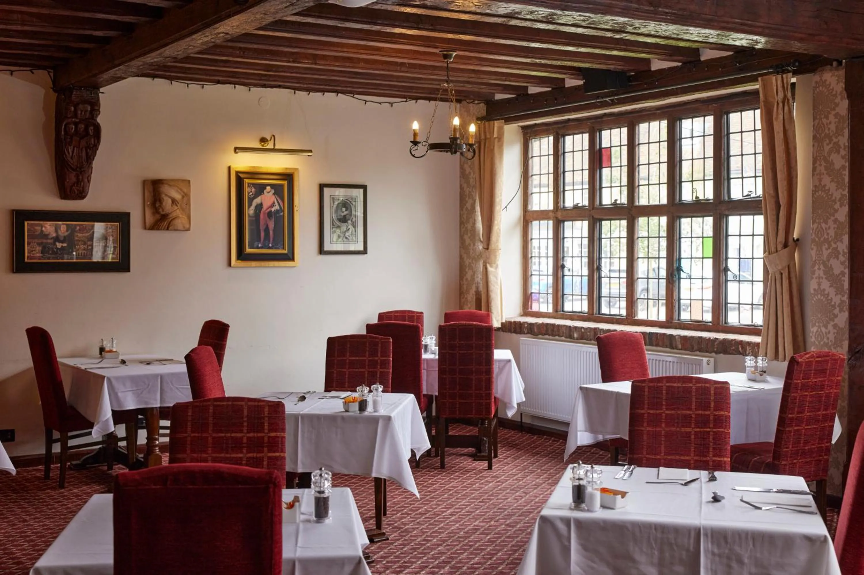 Restaurant/places to eat in Bull Hotel by Greene King Inns