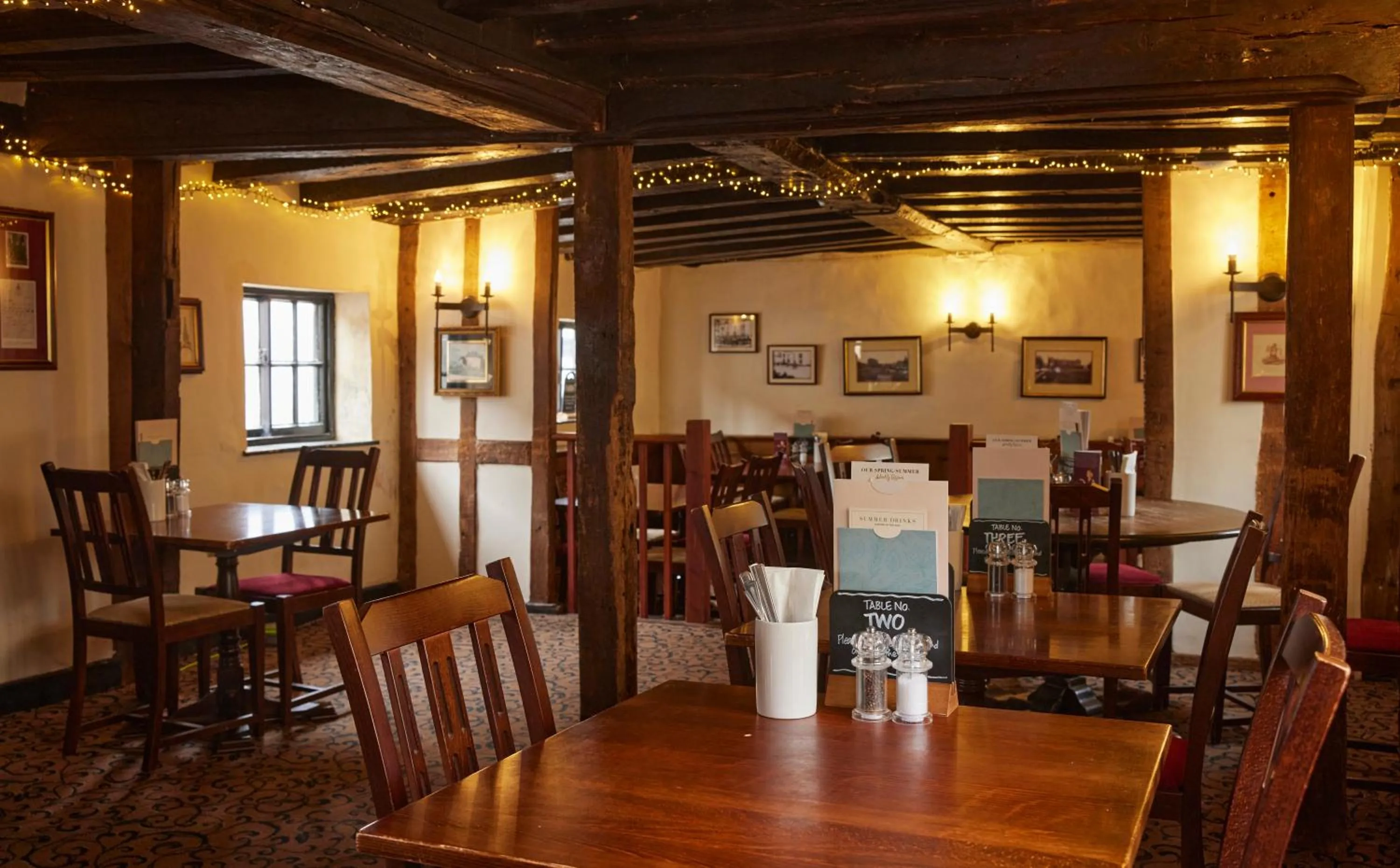 Restaurant/places to eat in Bull Hotel by Greene King Inns