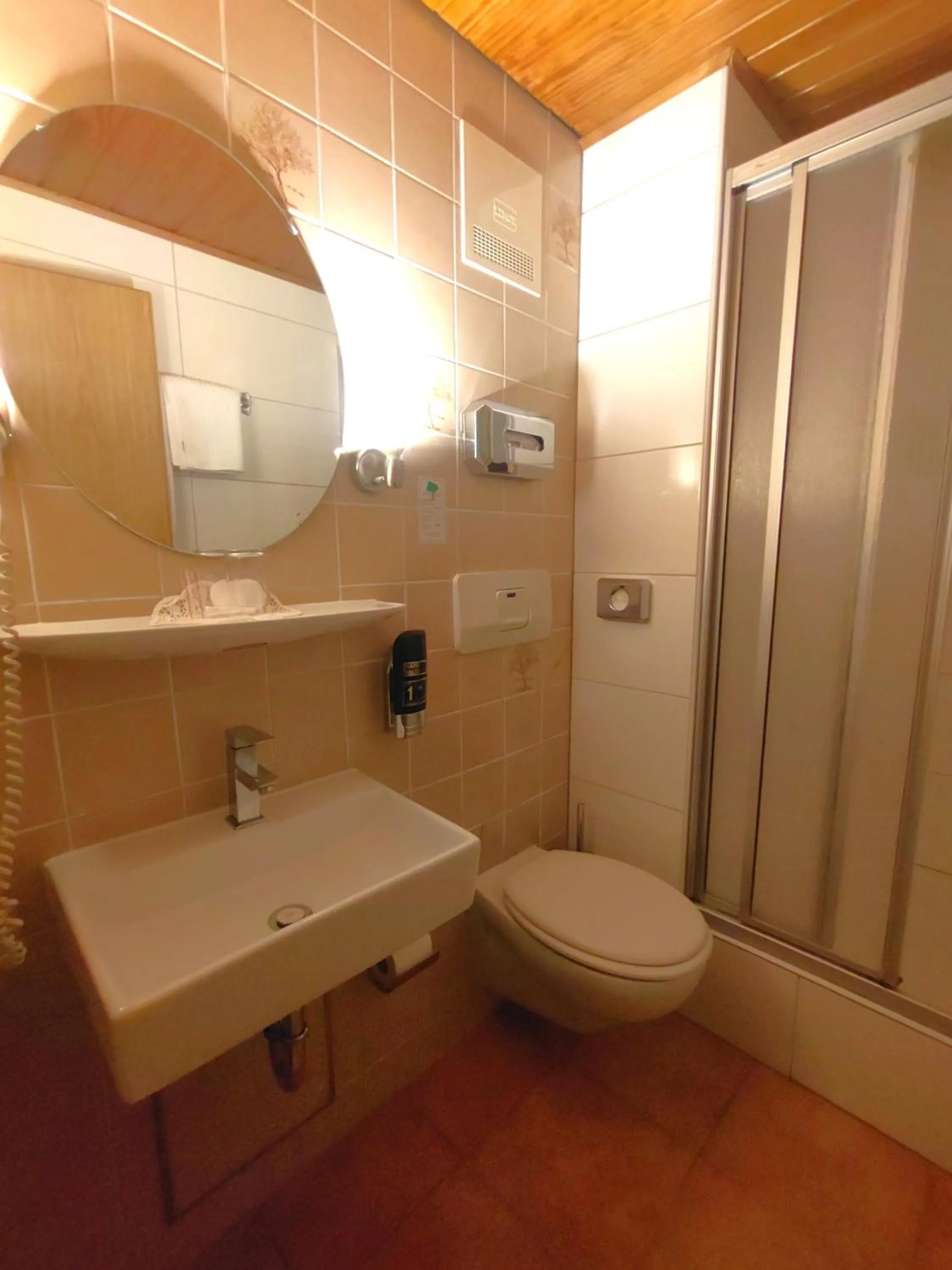 Bathroom in Hotel Smart-Inn