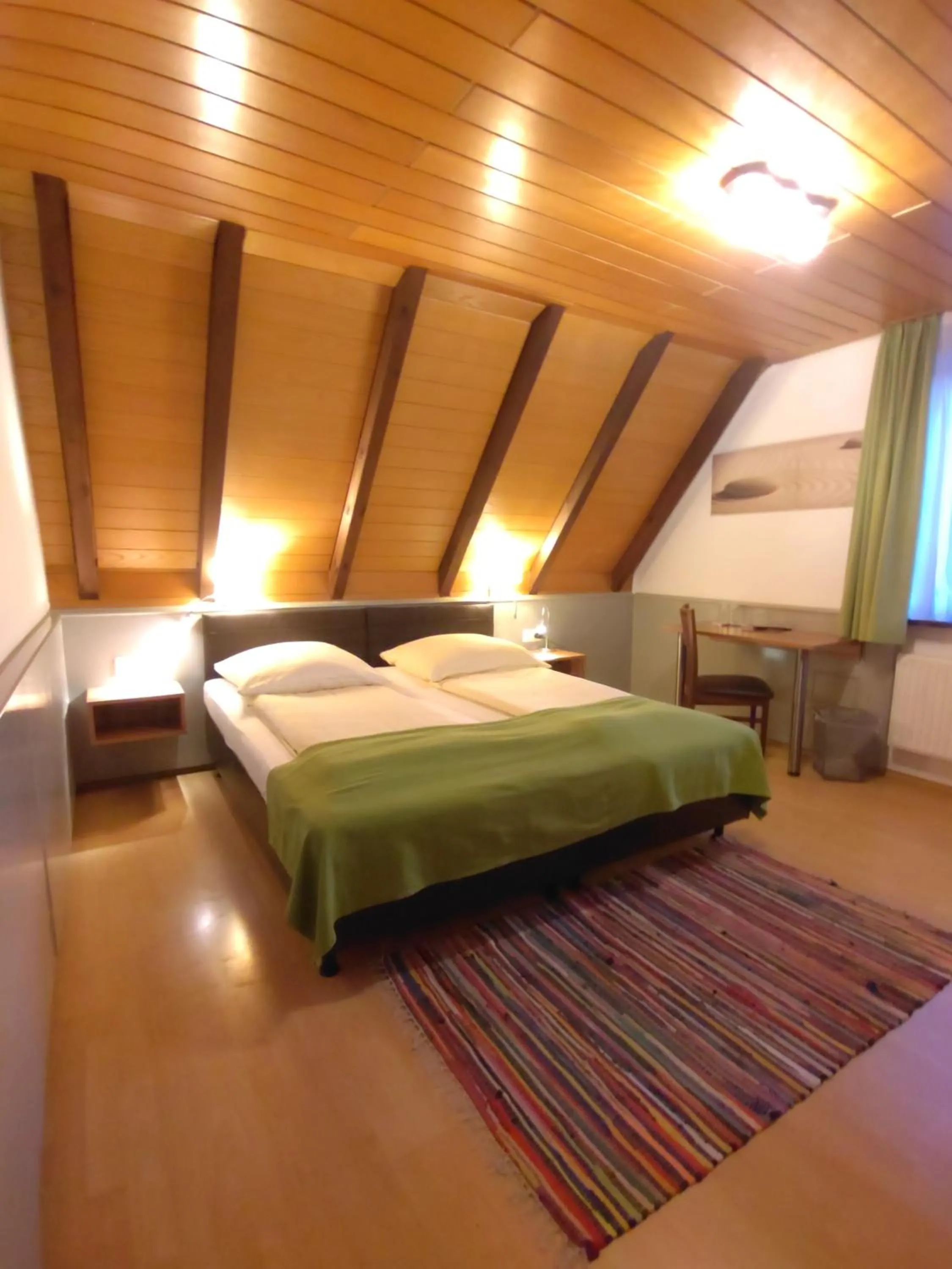 Photo of the whole room, Bed in Hotel Smart-Inn