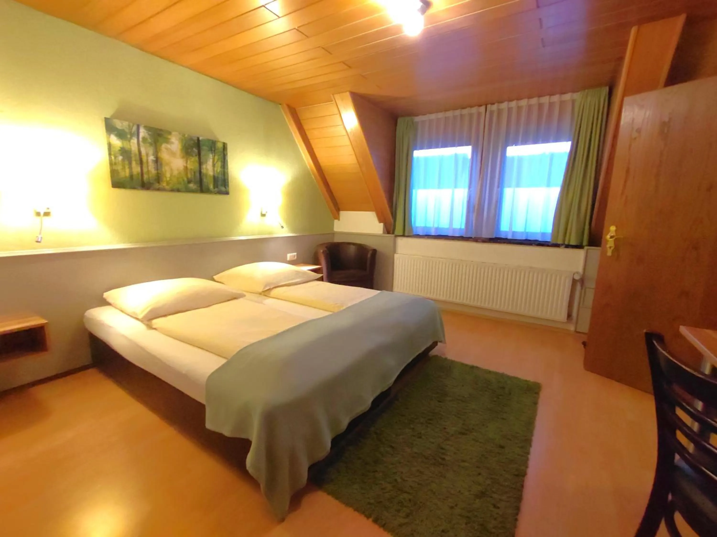 Photo of the whole room, Bed in Hotel Smart-Inn