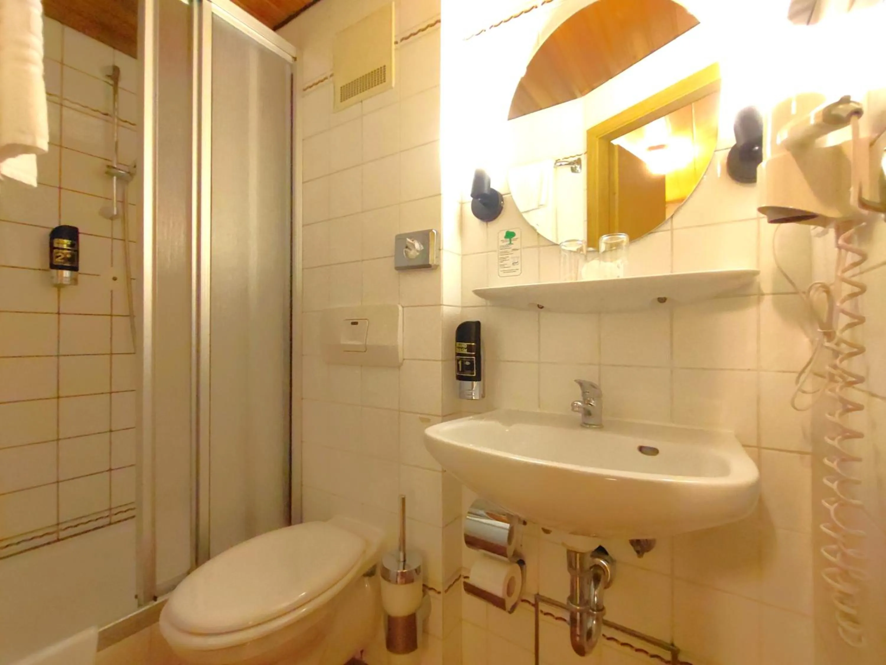 Bathroom in Hotel Smart-Inn