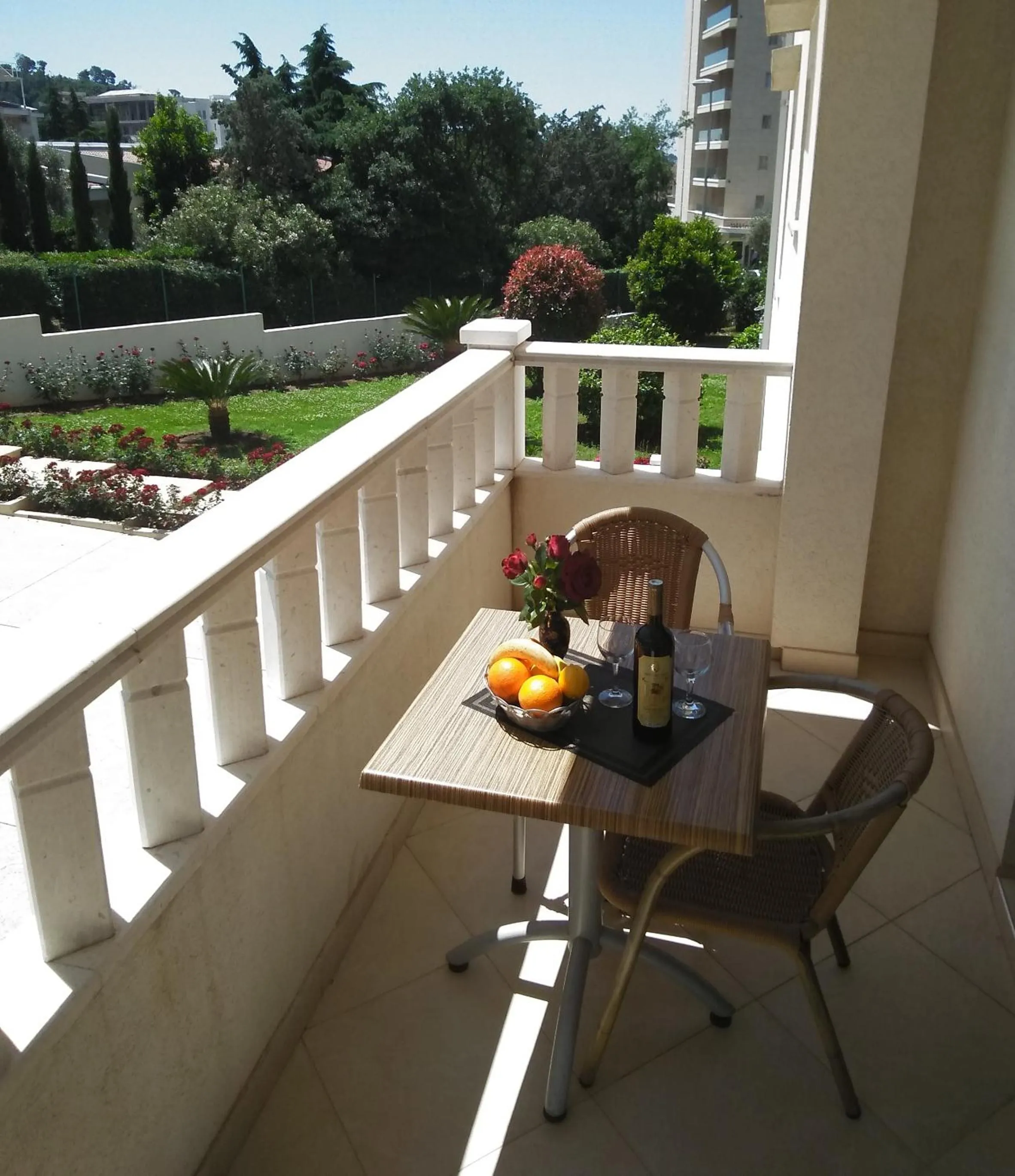 Balcony/Terrace in Vila V Lux Apartments