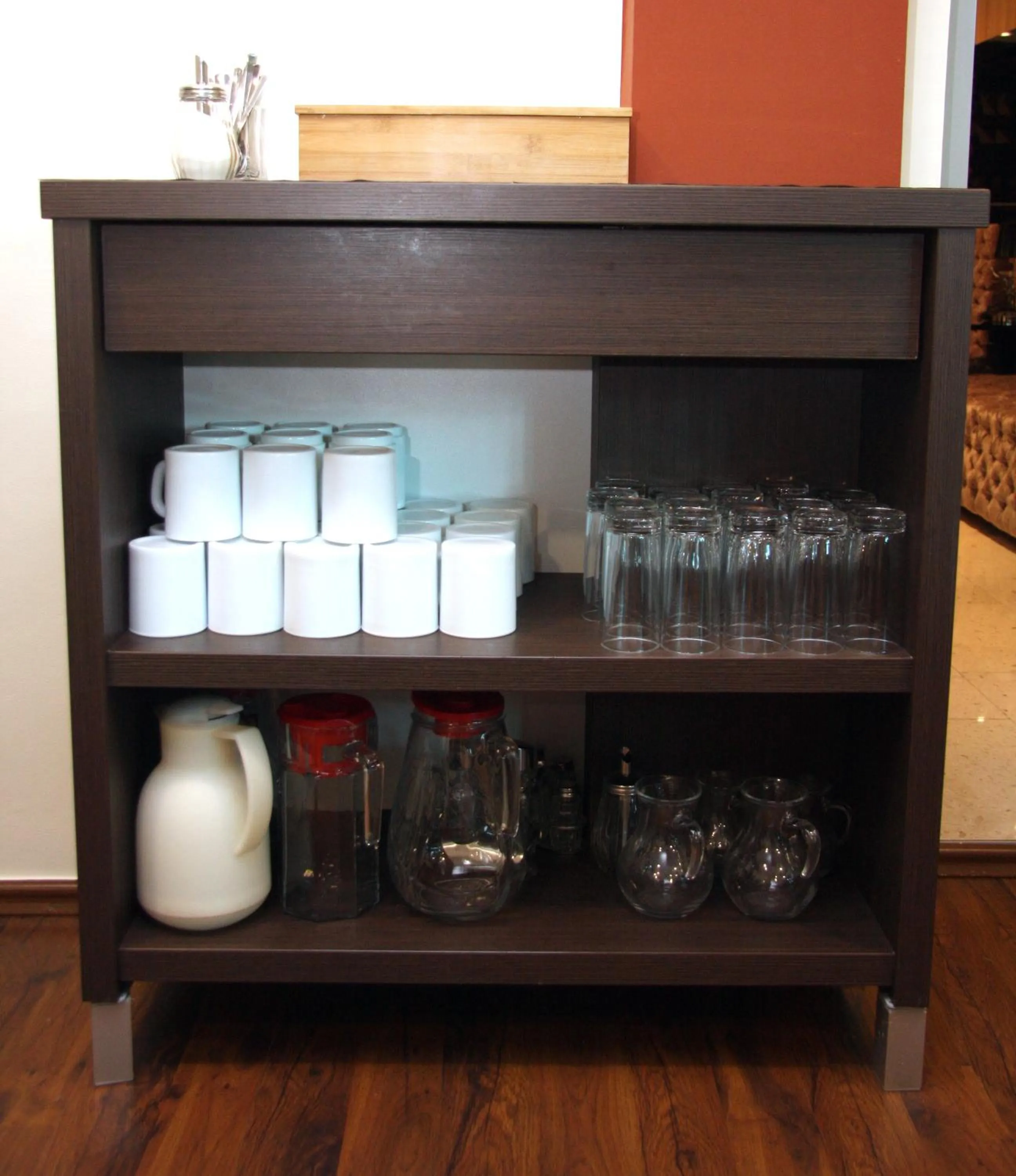 Coffee/tea facilities in Vila V Lux Apartments