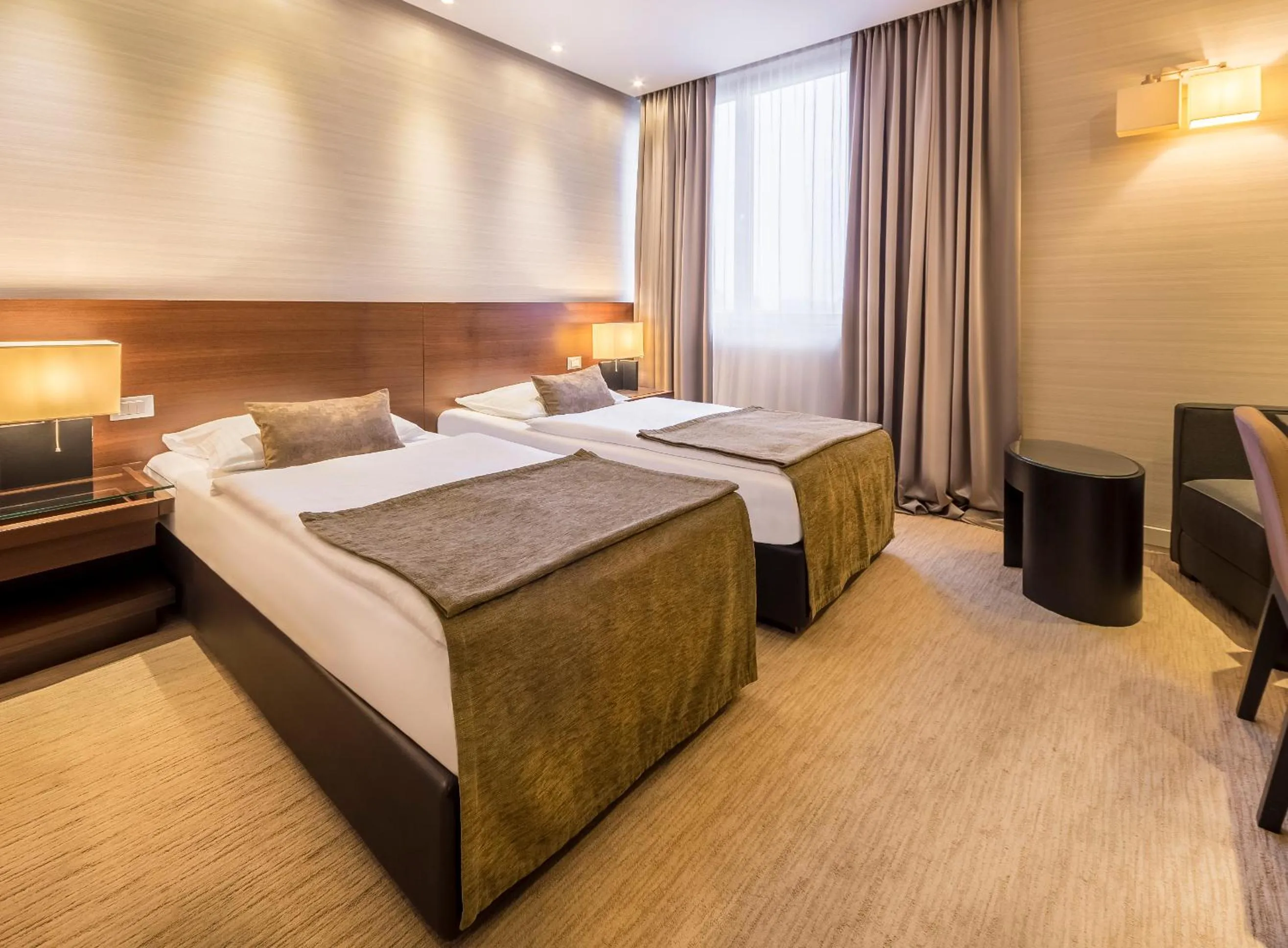 Bedroom, Bed in Hotel Residence