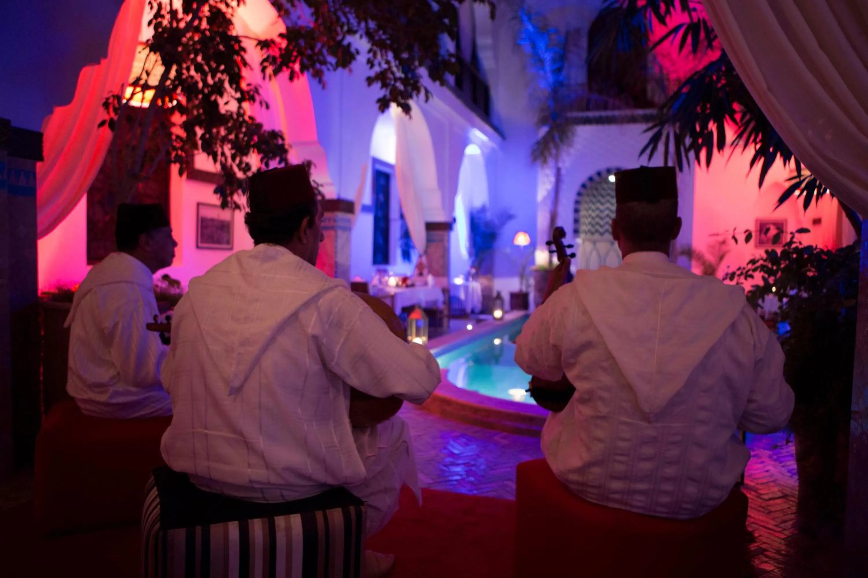 Evening entertainment in Riad Dar Alfarah