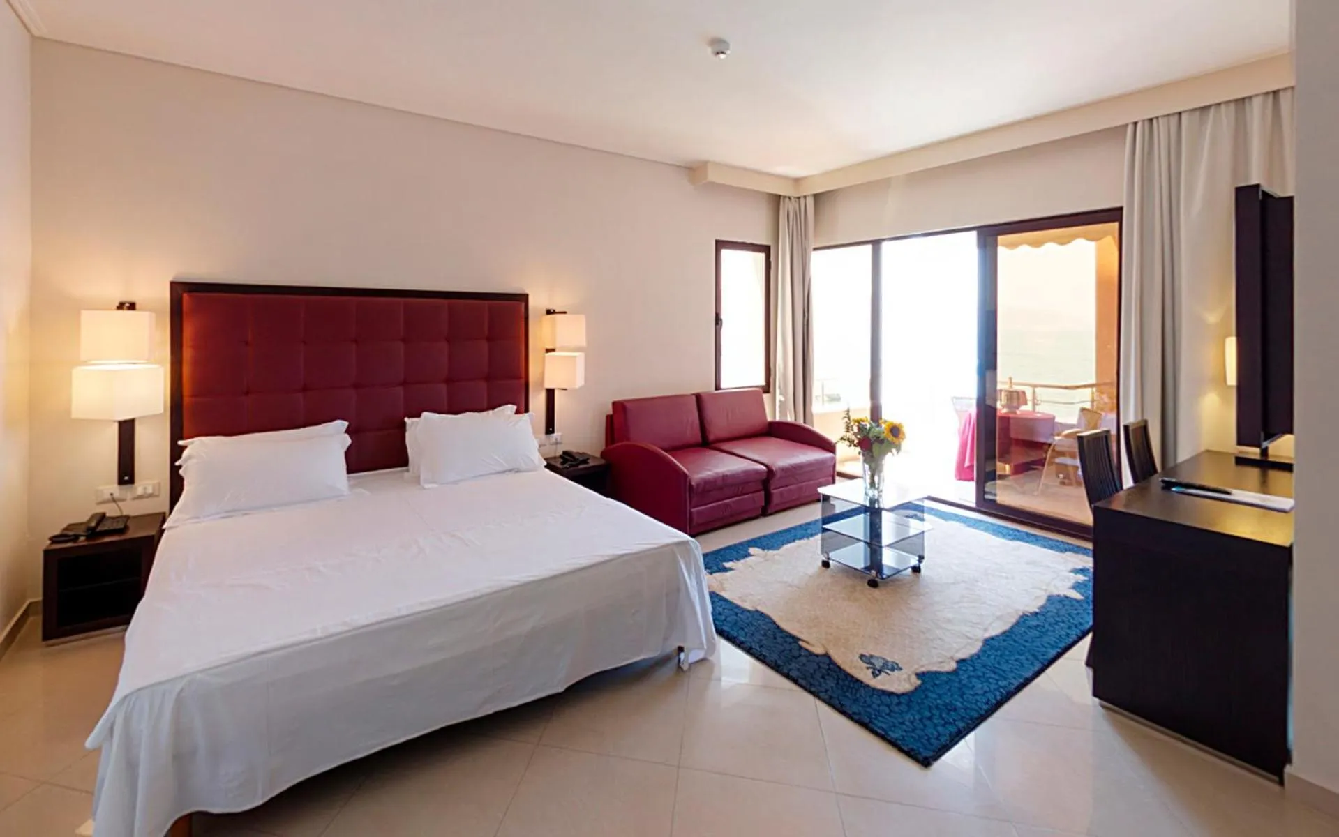 Photo of the whole room, Bed in Hotel New York