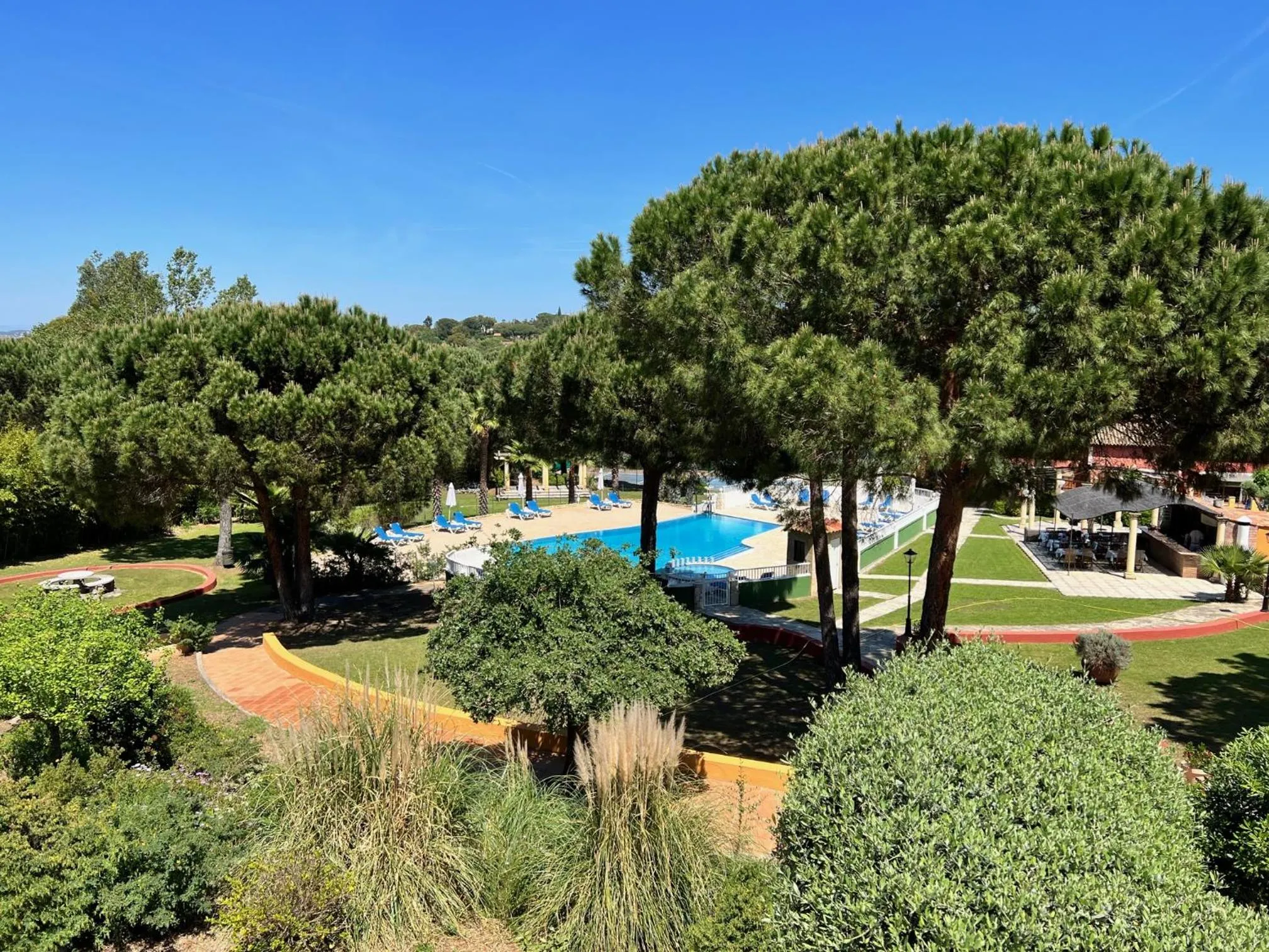 Garden in Hotel La Romarine