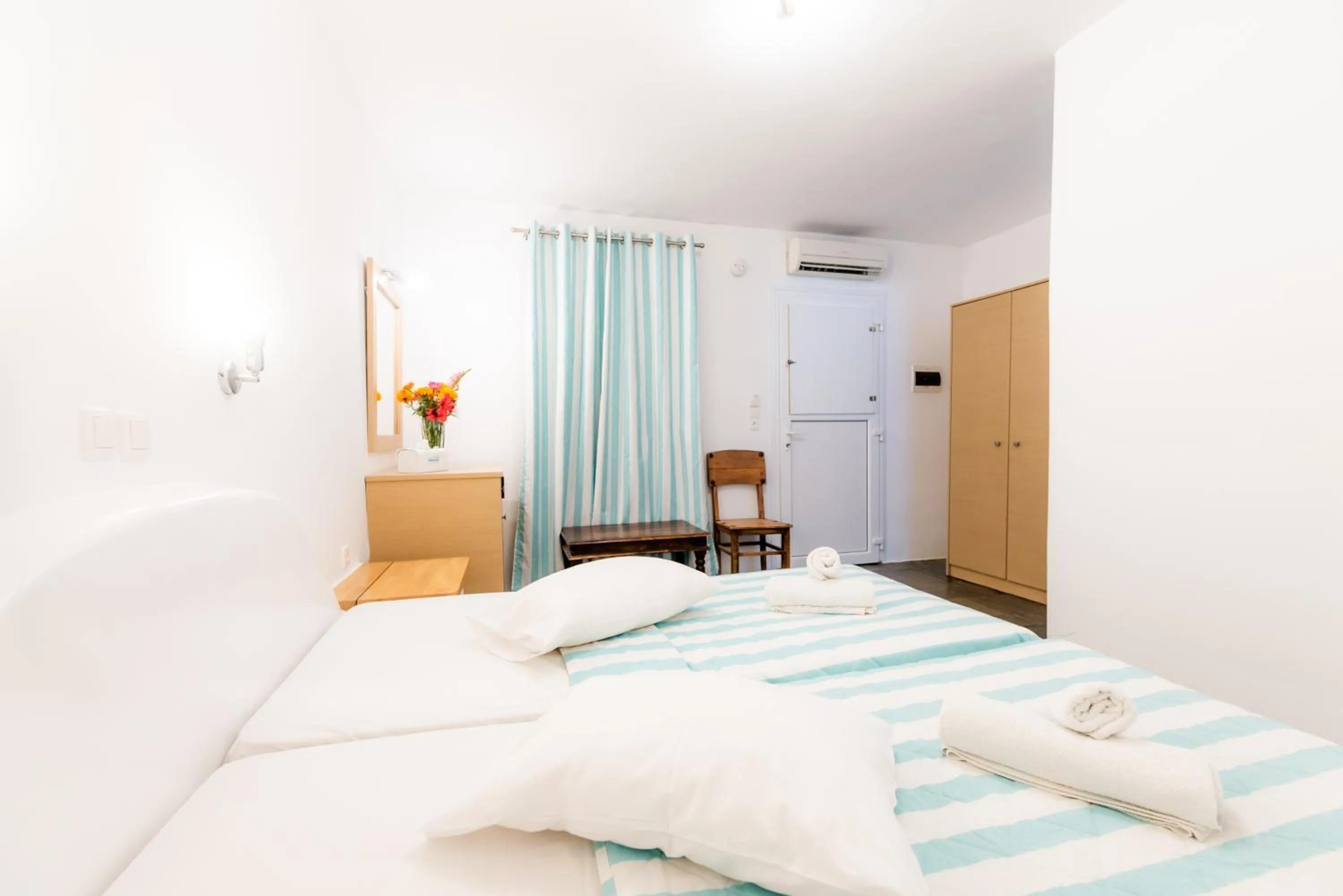 Photo of the whole room, Bed in Paradise Beach Resort