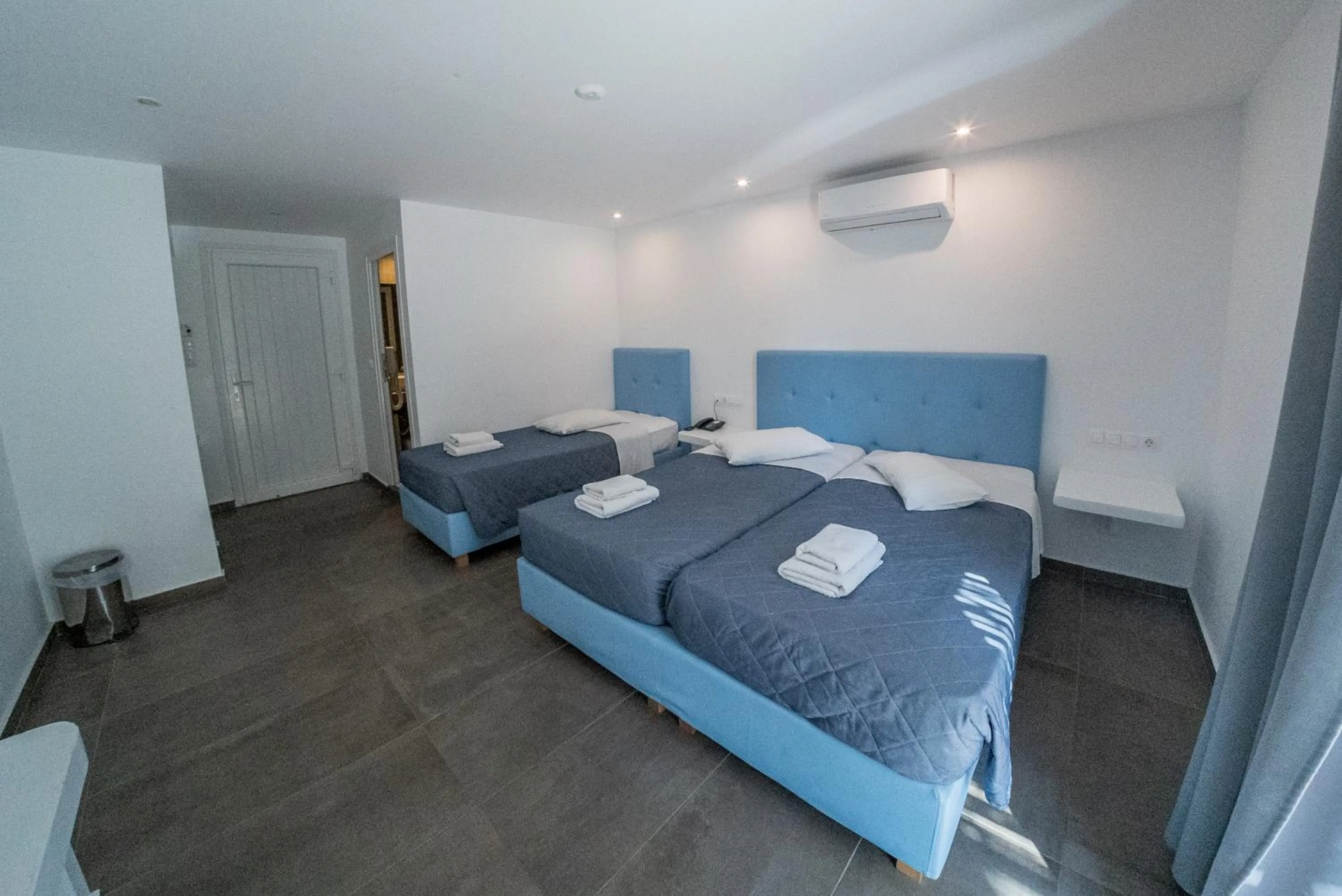 Photo of the whole room, Bed in Paradise Beach Resort