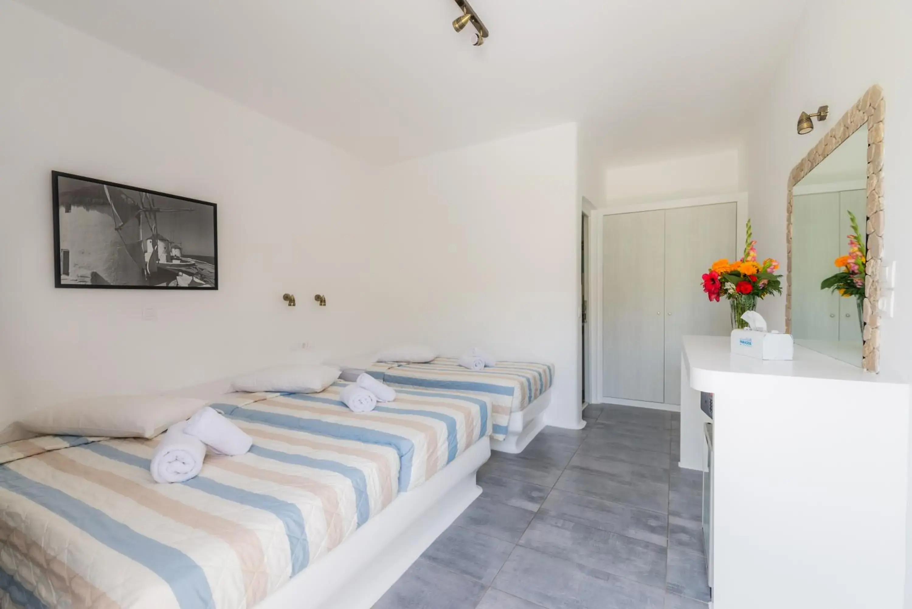 Standard Triple Room in Paradise Beach Resort Standard Triple Room in Paradise Beach Resort