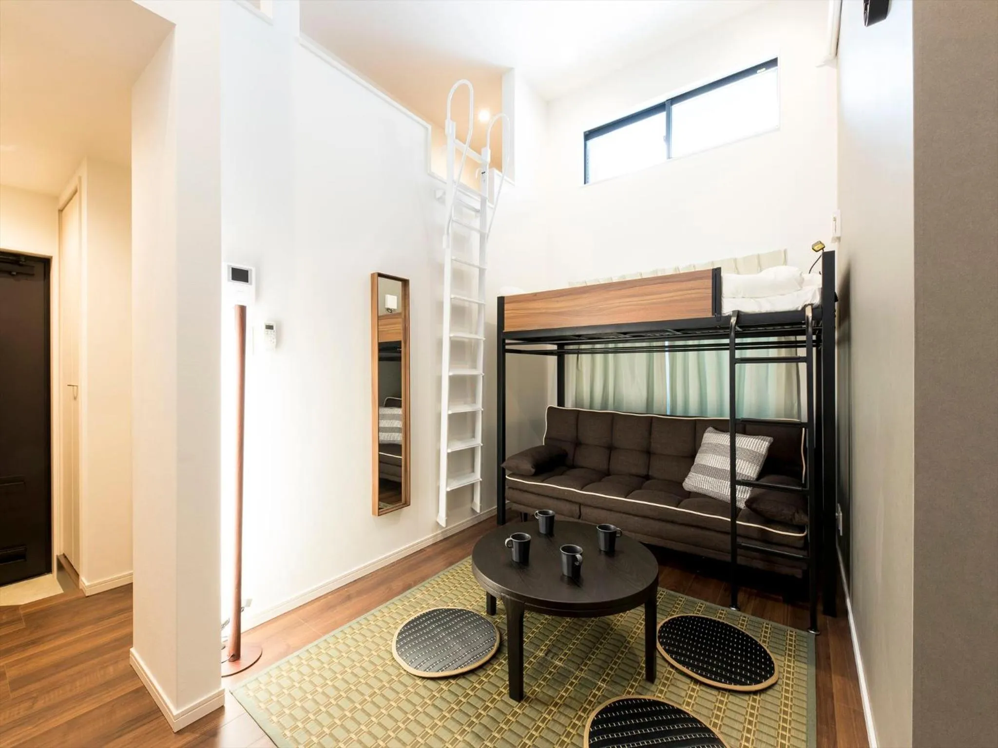 Living room in TRIP POD TAKASAGO A