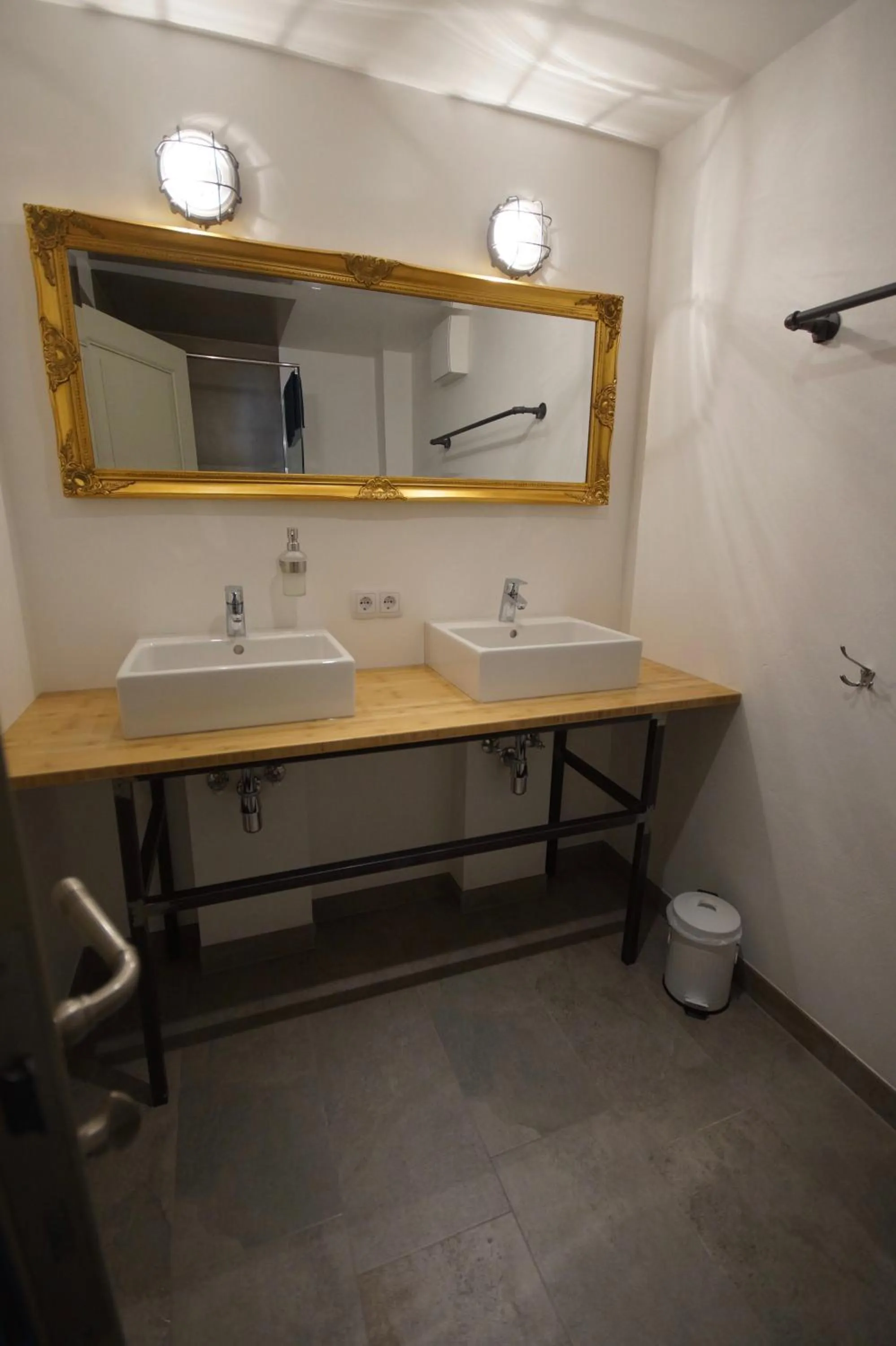 Bathroom in Seemannsheim Hostel Flensburg