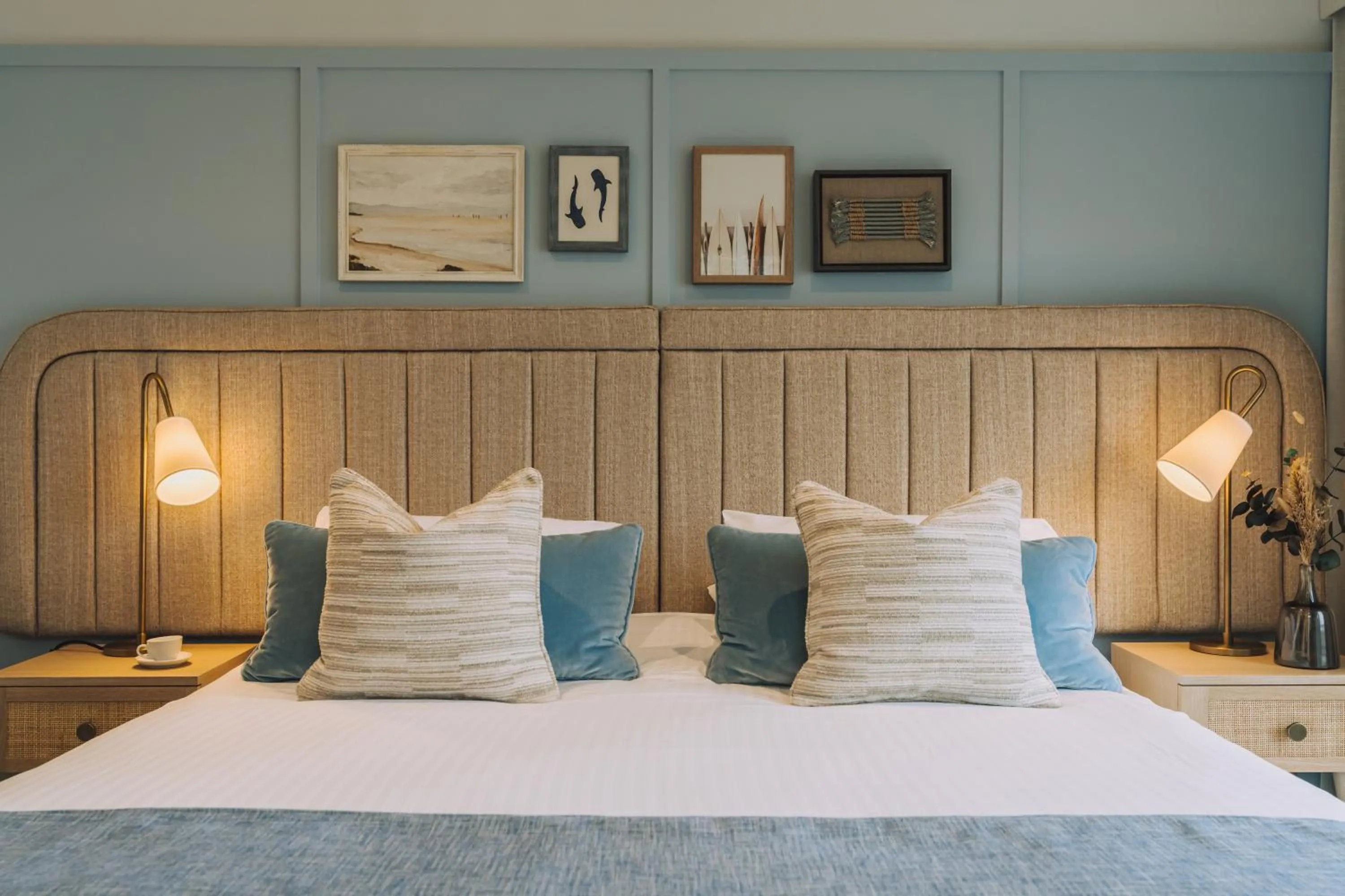 Bed in The Old Quay House Hotel