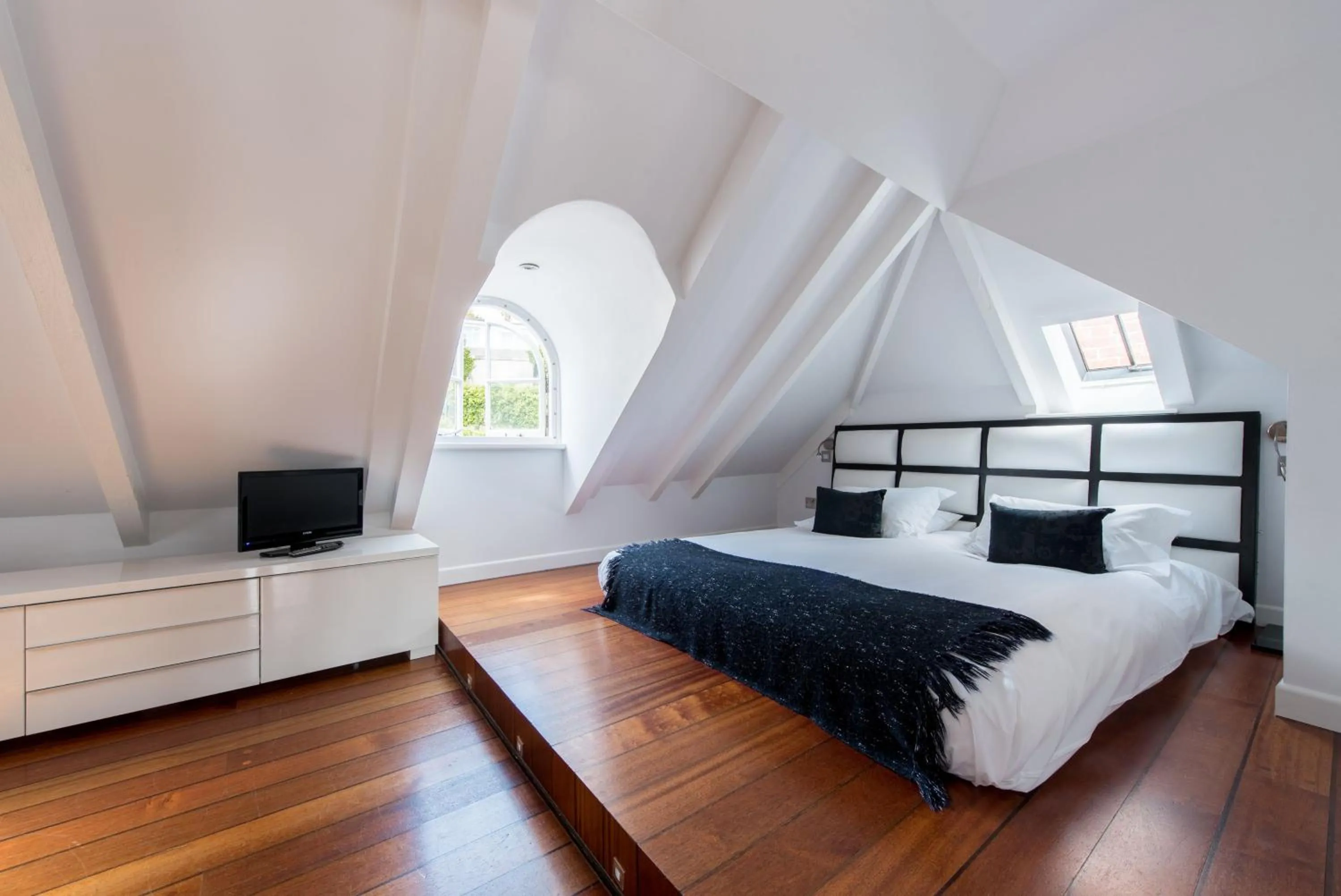 Loft Suite - River View in The Old Quay House Hotel