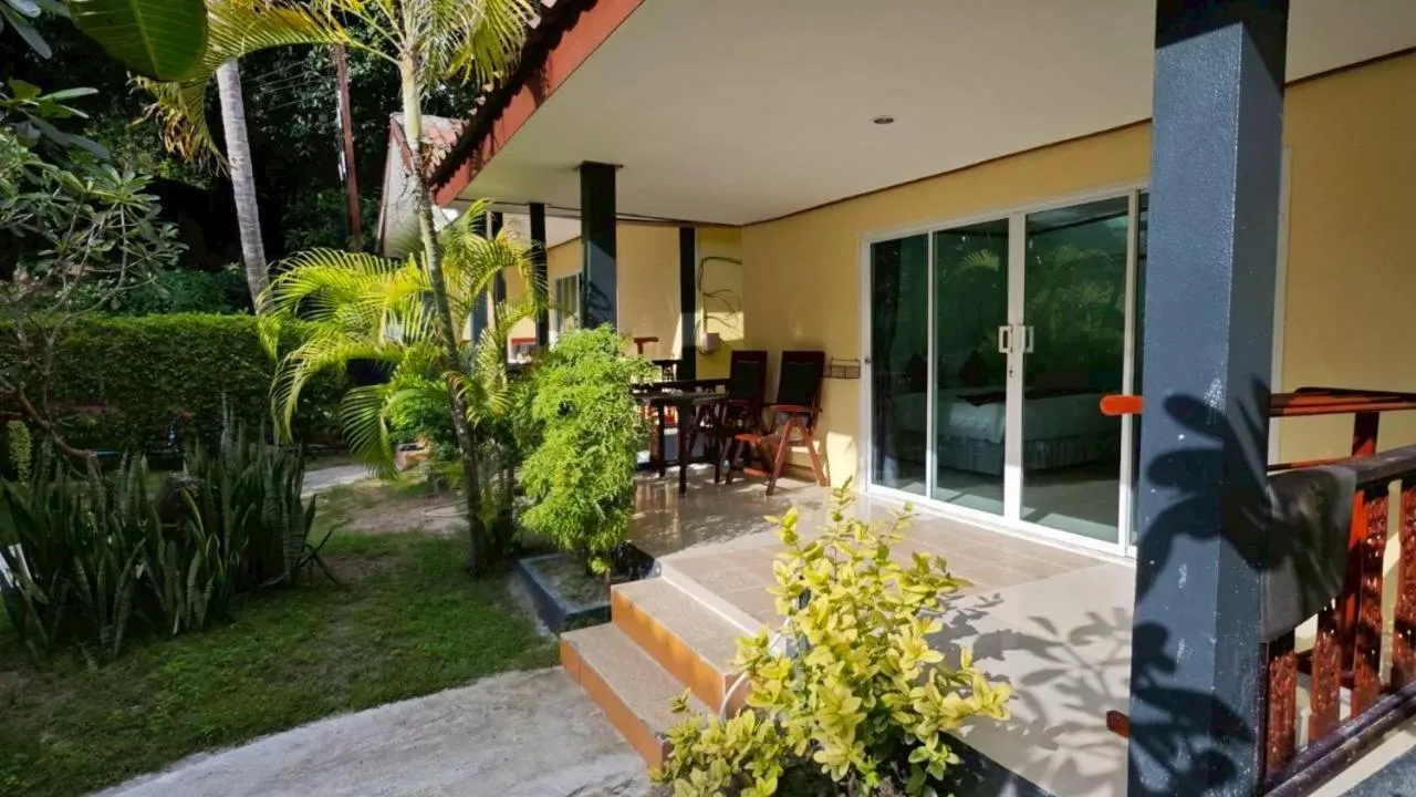 Dong Talay Lipe Beach Resort