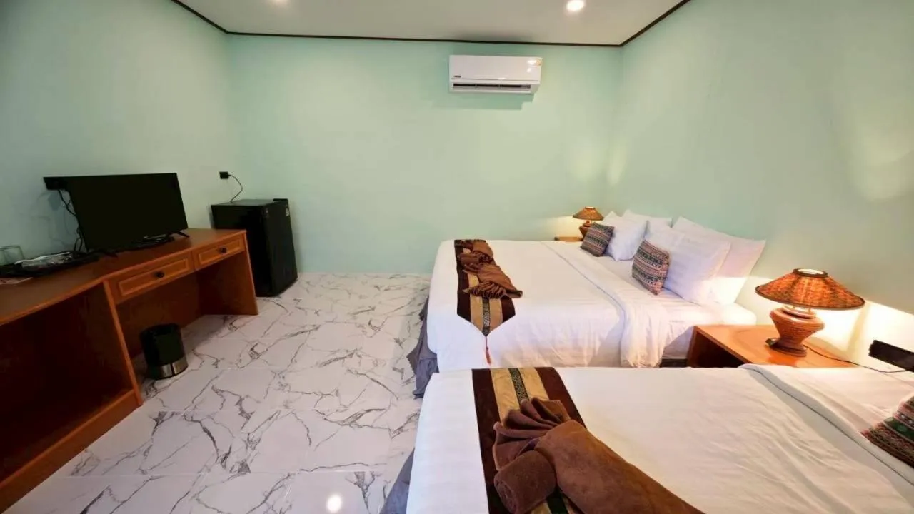 Bed in Dong Talay Lipe Beach Resort