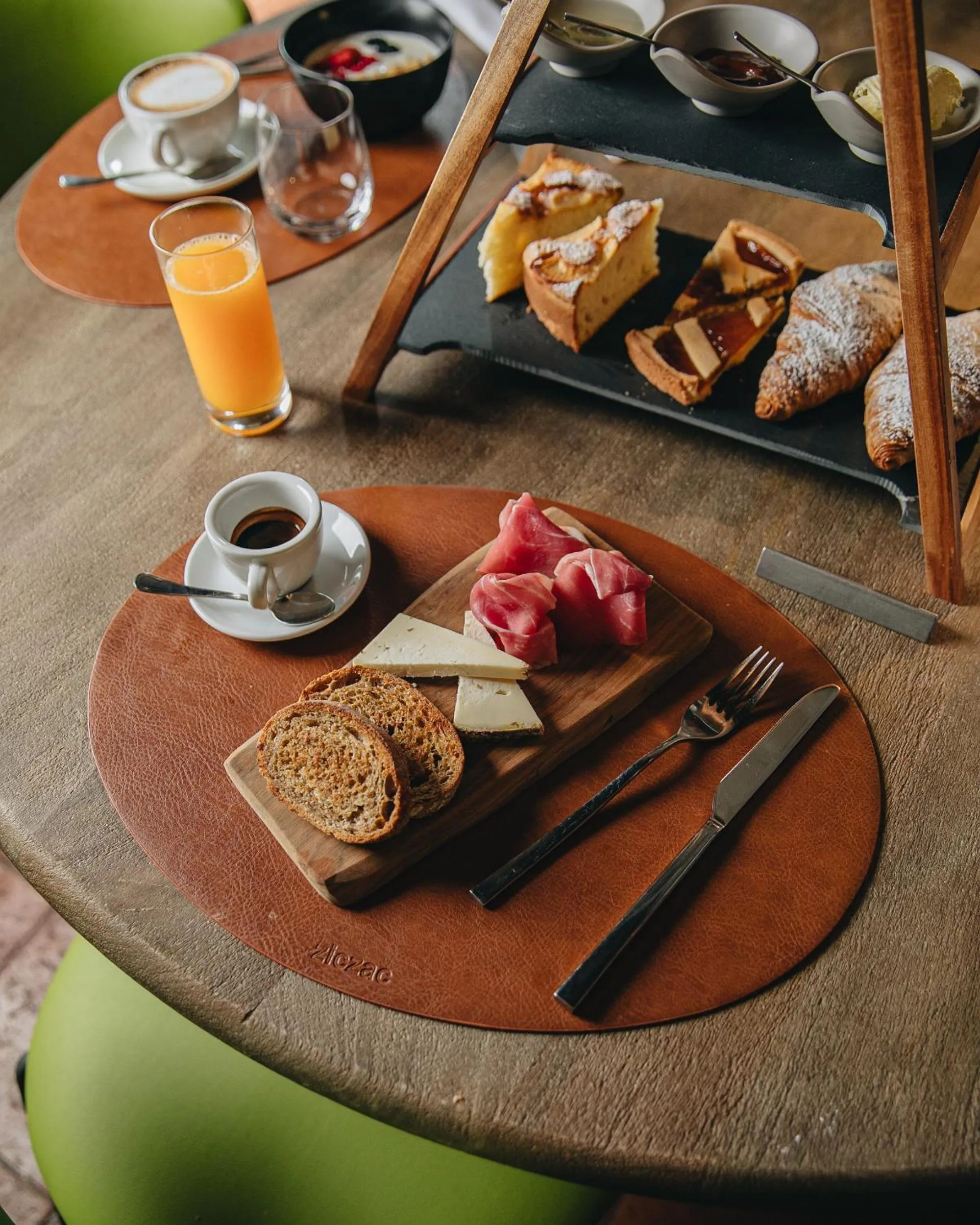 Breakfast in Castello di Limatola