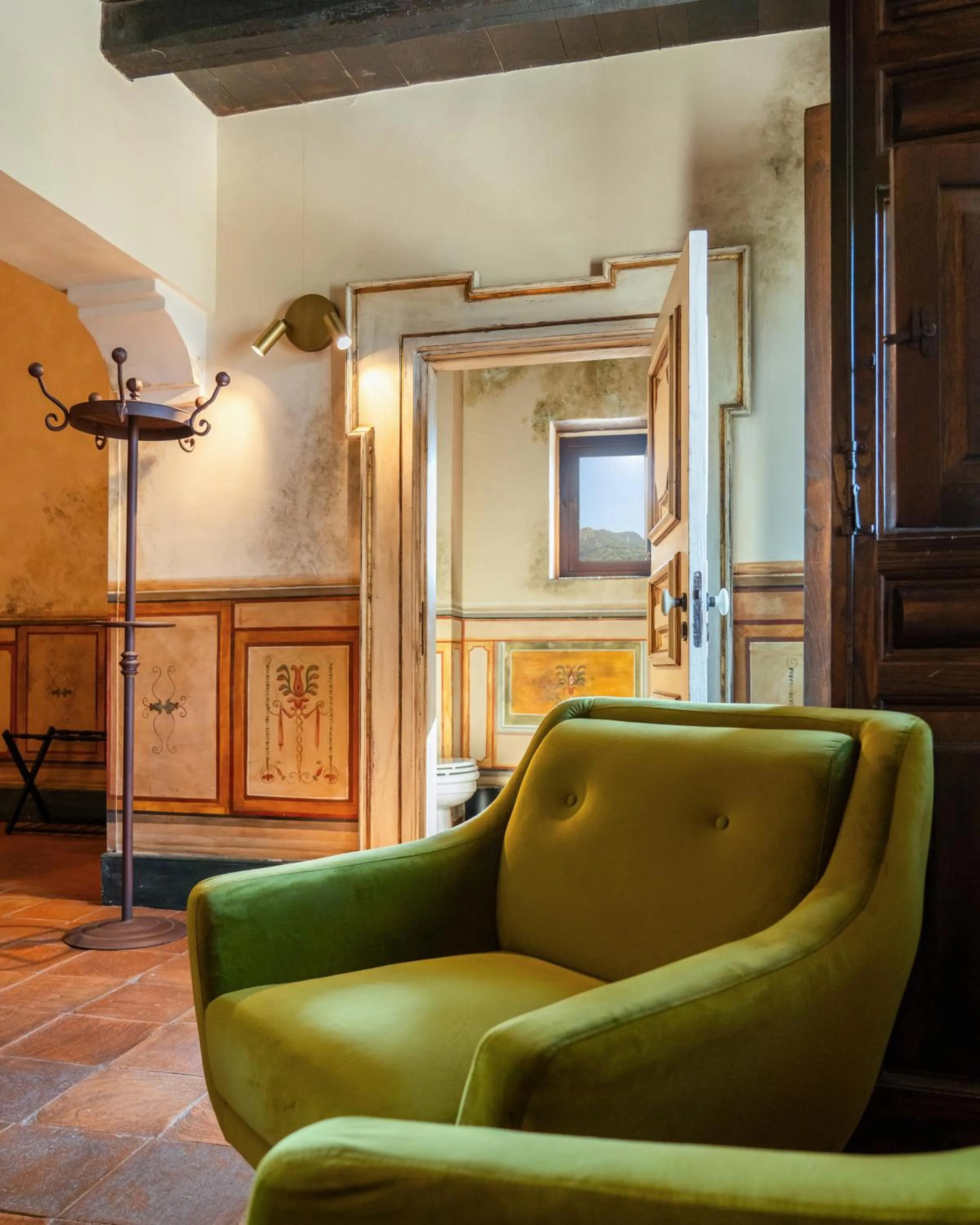 Seating area in Castello di Limatola