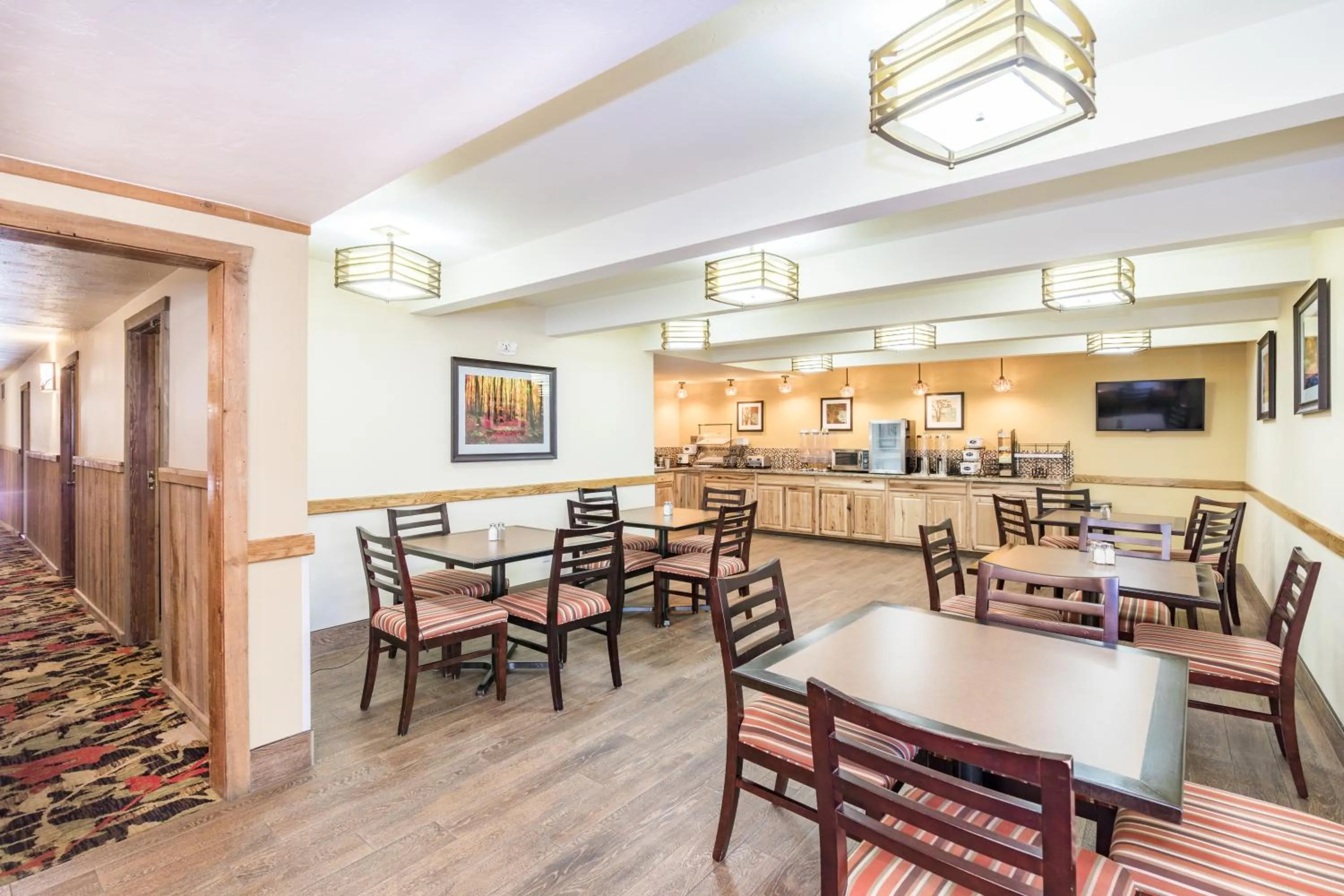 Breakfast in Teton West Motel