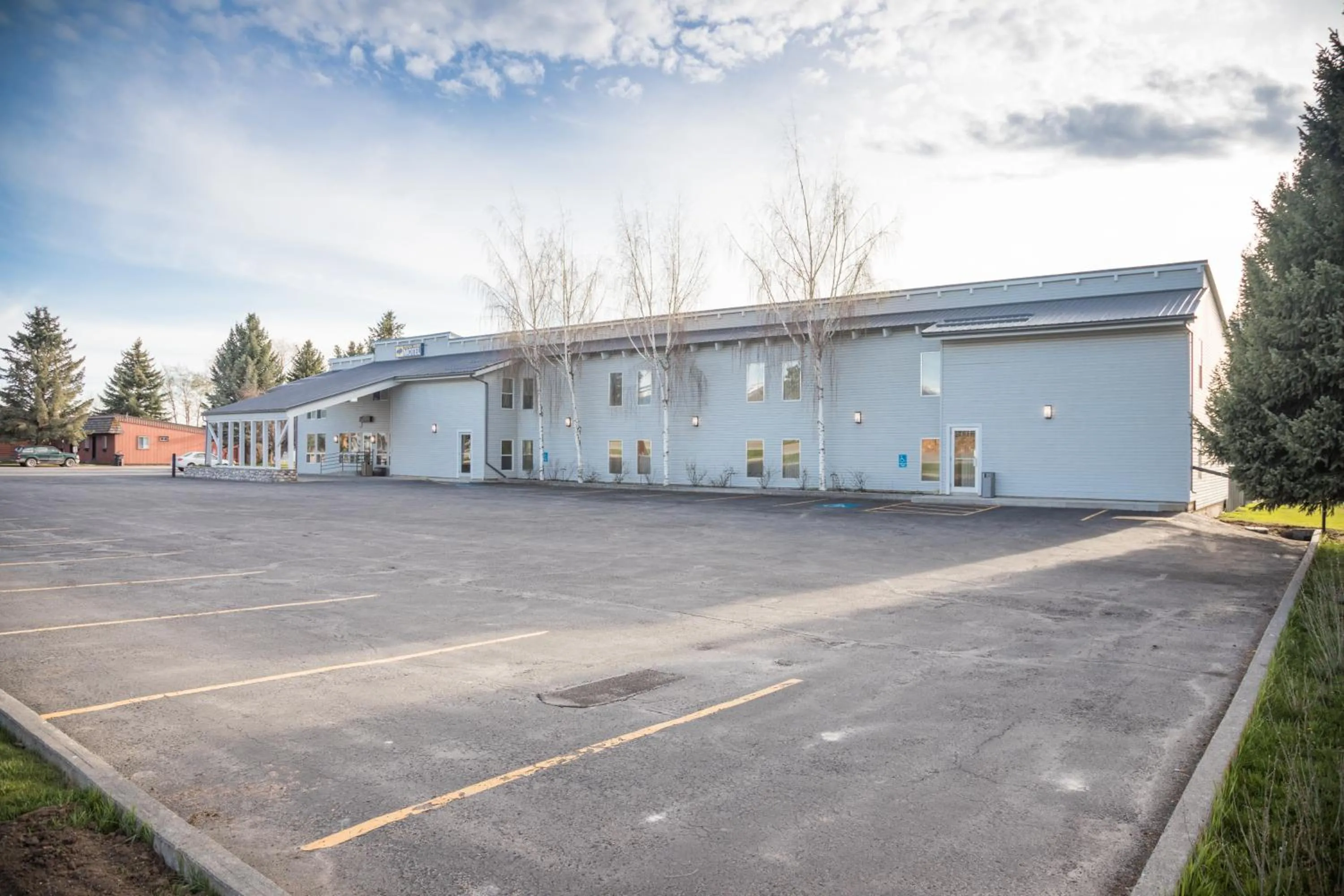 Property building in Teton West Motel