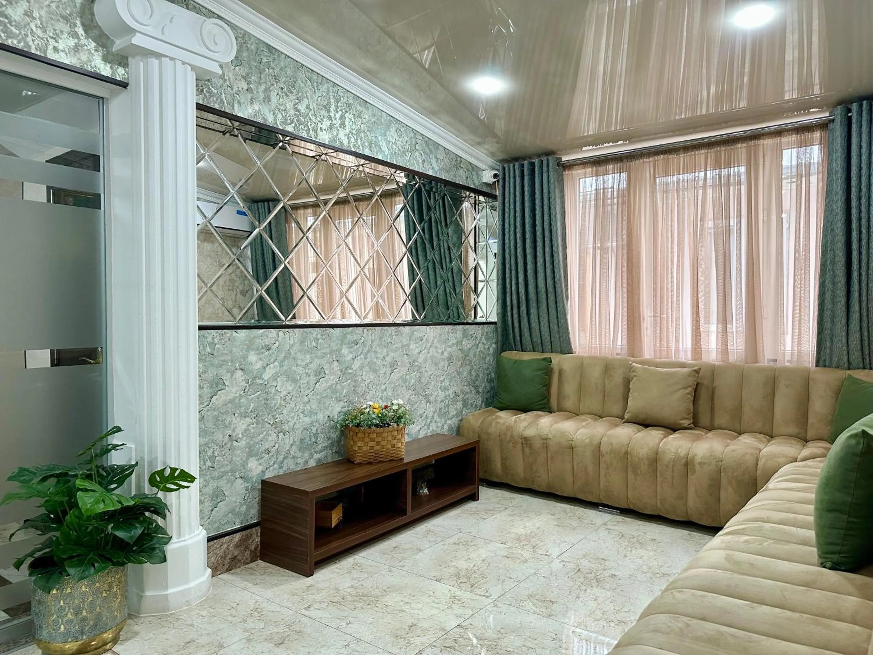 Seating area in Hotel Park