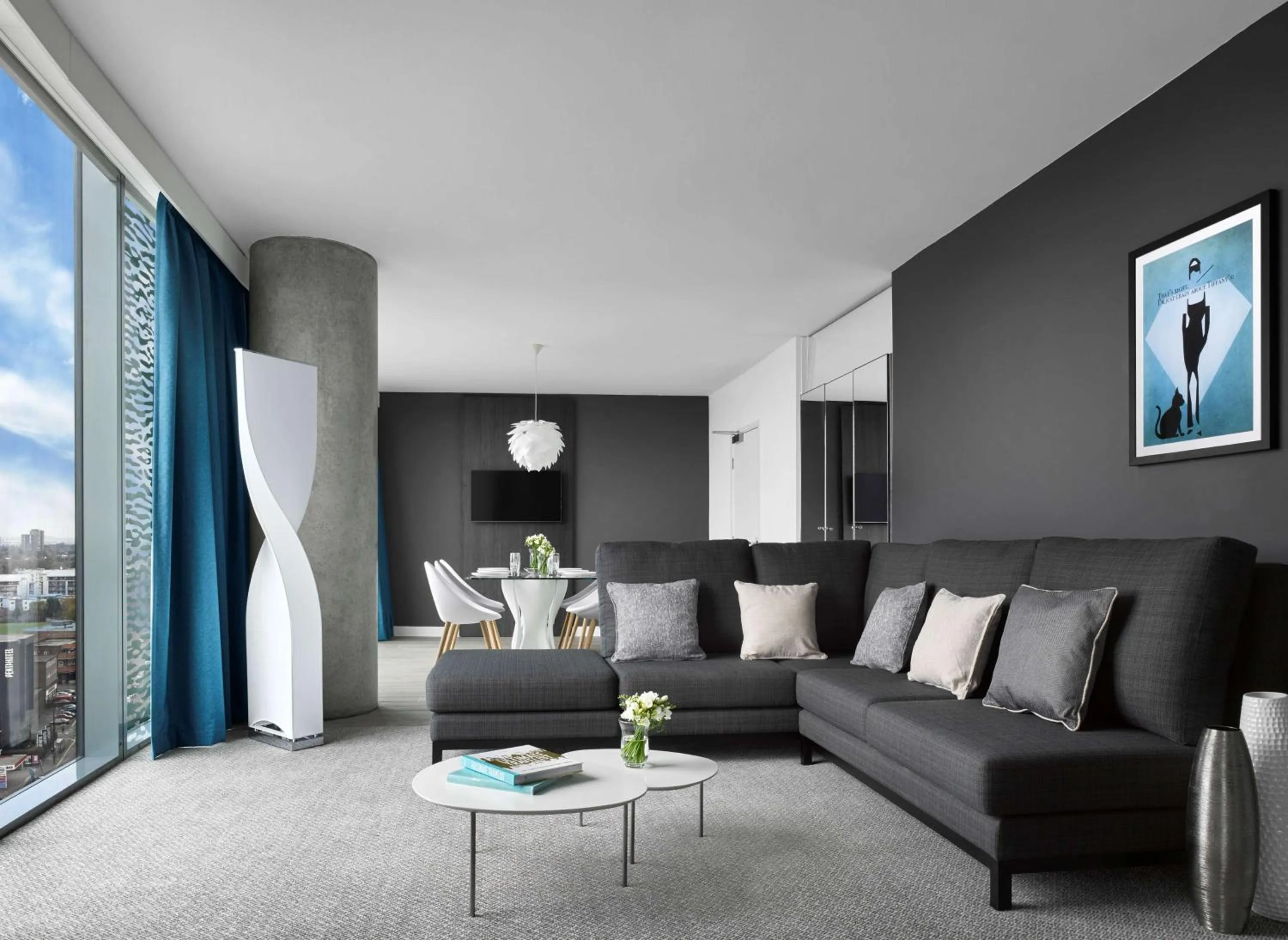 Photo of the whole room in Radisson Blu Hotel, Birmingham