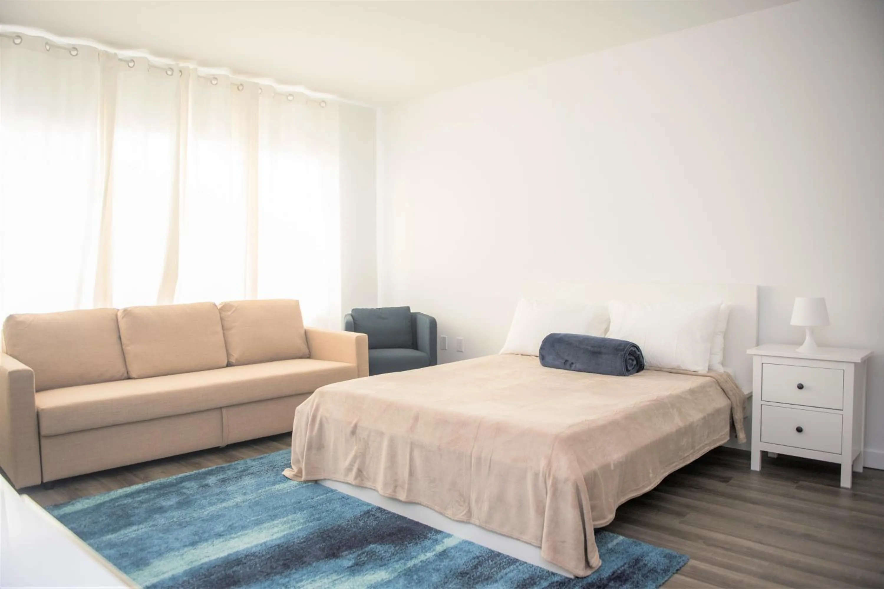 12th & Ocean Suites by LuxUrban