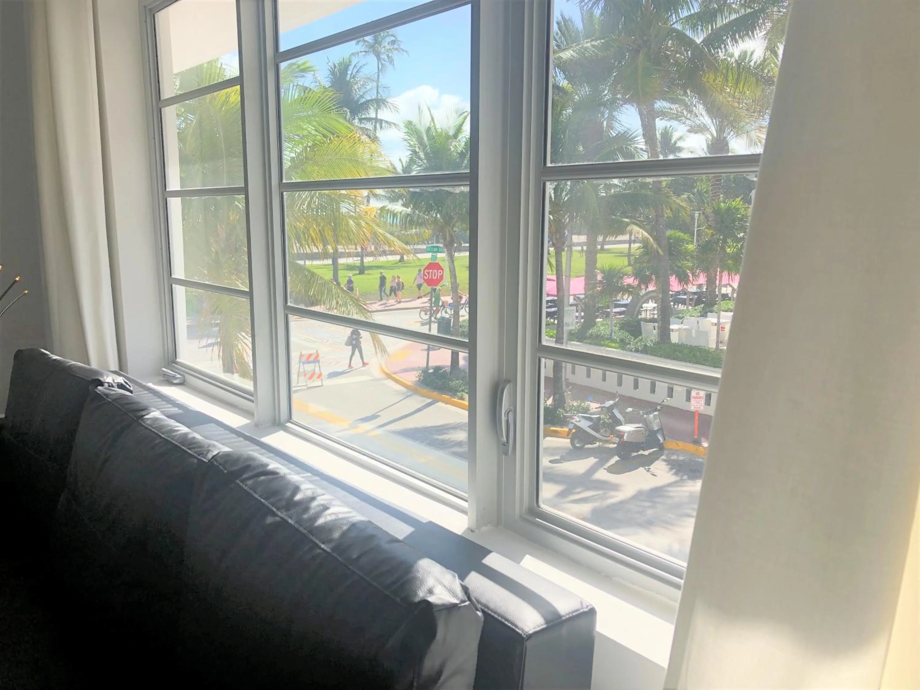 12th & Ocean Suites by LuxUrban