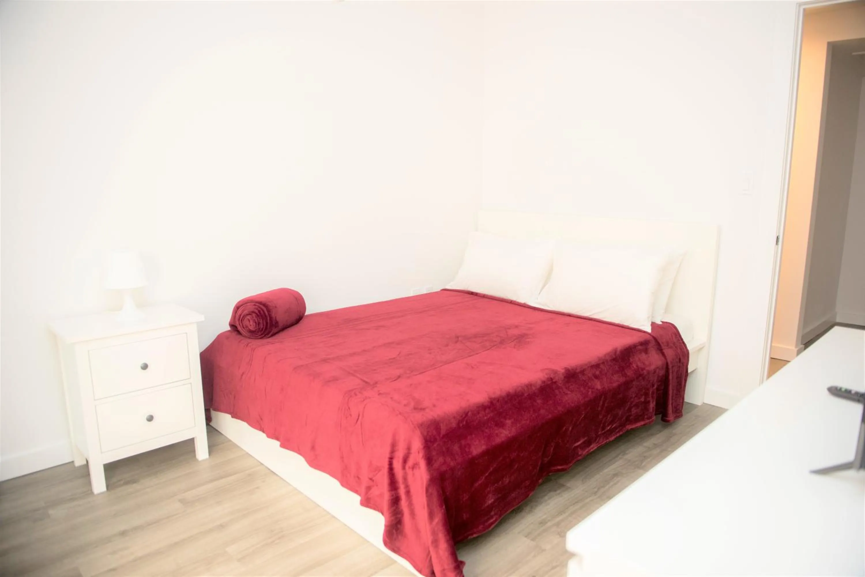 12th & Ocean Suites by LuxUrban