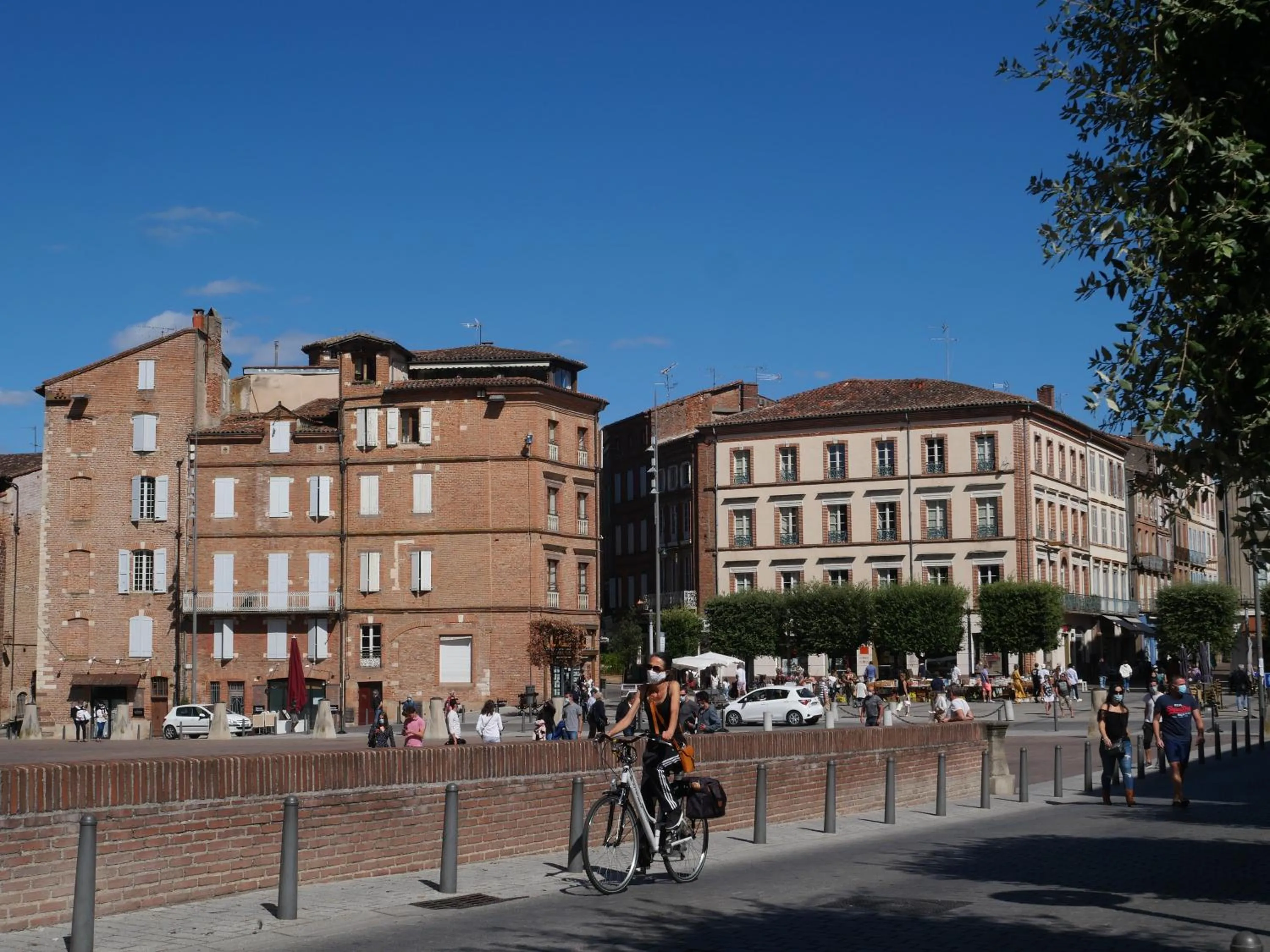 City view in Chambre d'Elvire