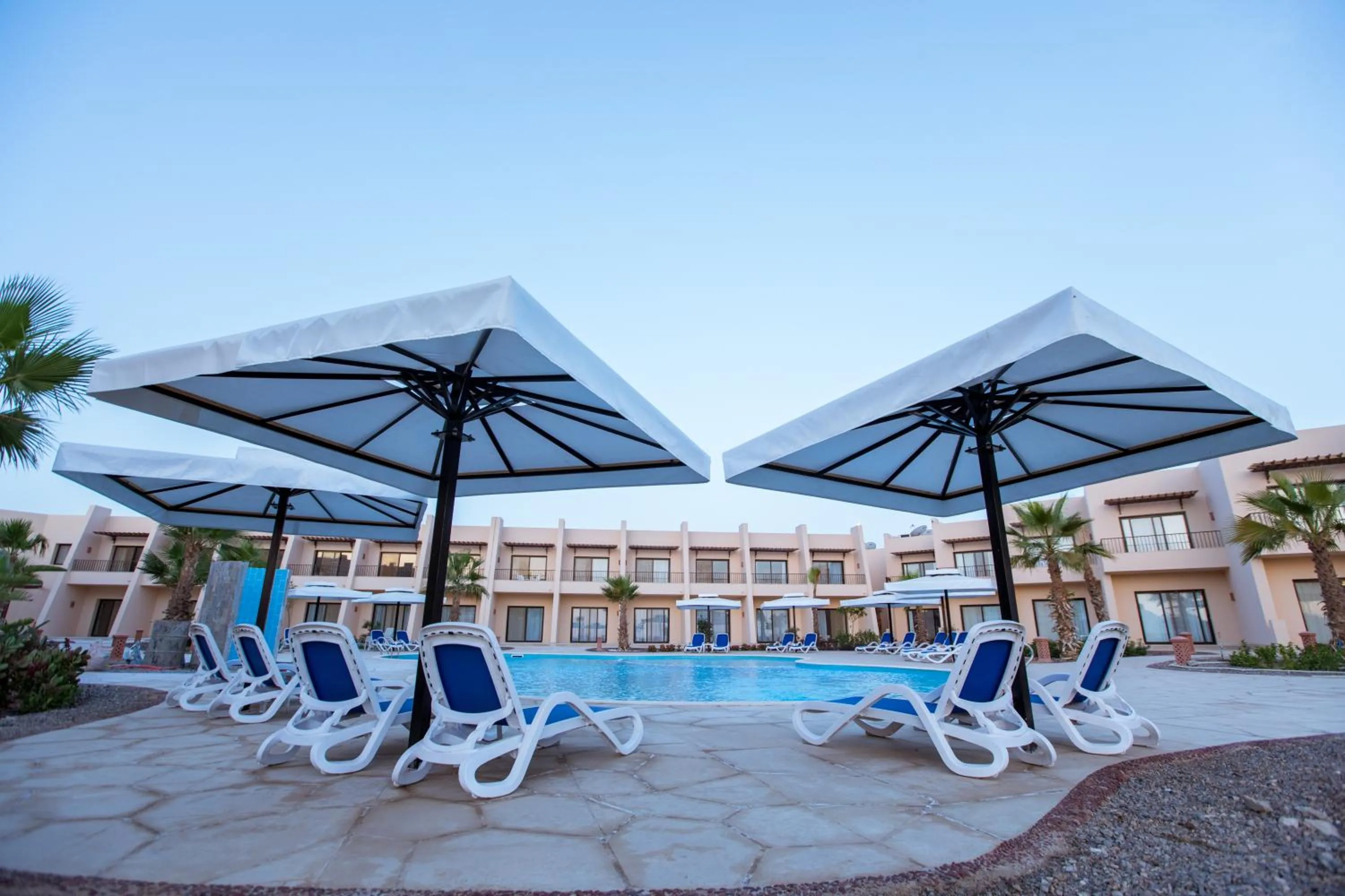 Swimming pool in Sky View Suites Hotel