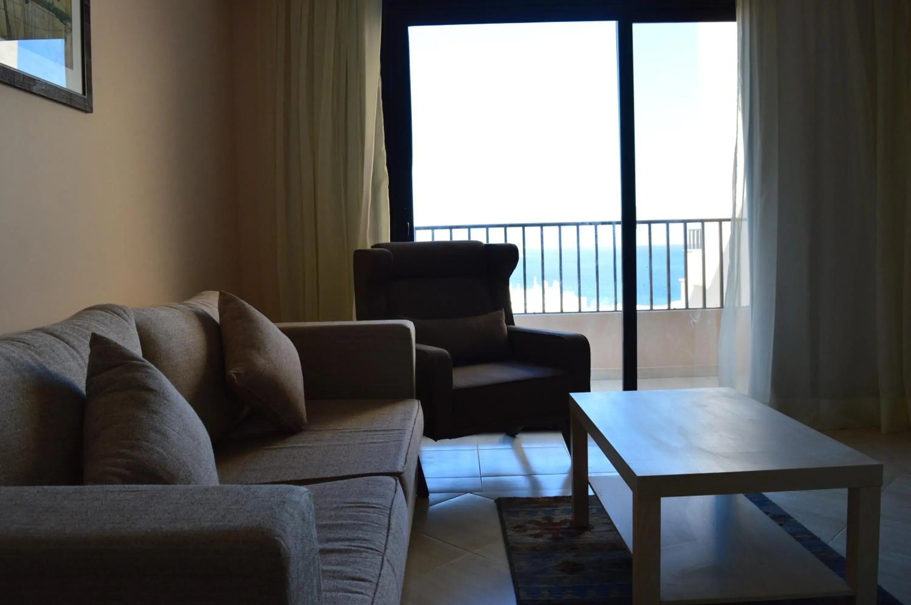 Deluxe Double Room with Side Sea View - single occupancy in Sky View Suites Hotel Deluxe Double Room with Side Sea View - single occupancy in Sky View Suites Hotel