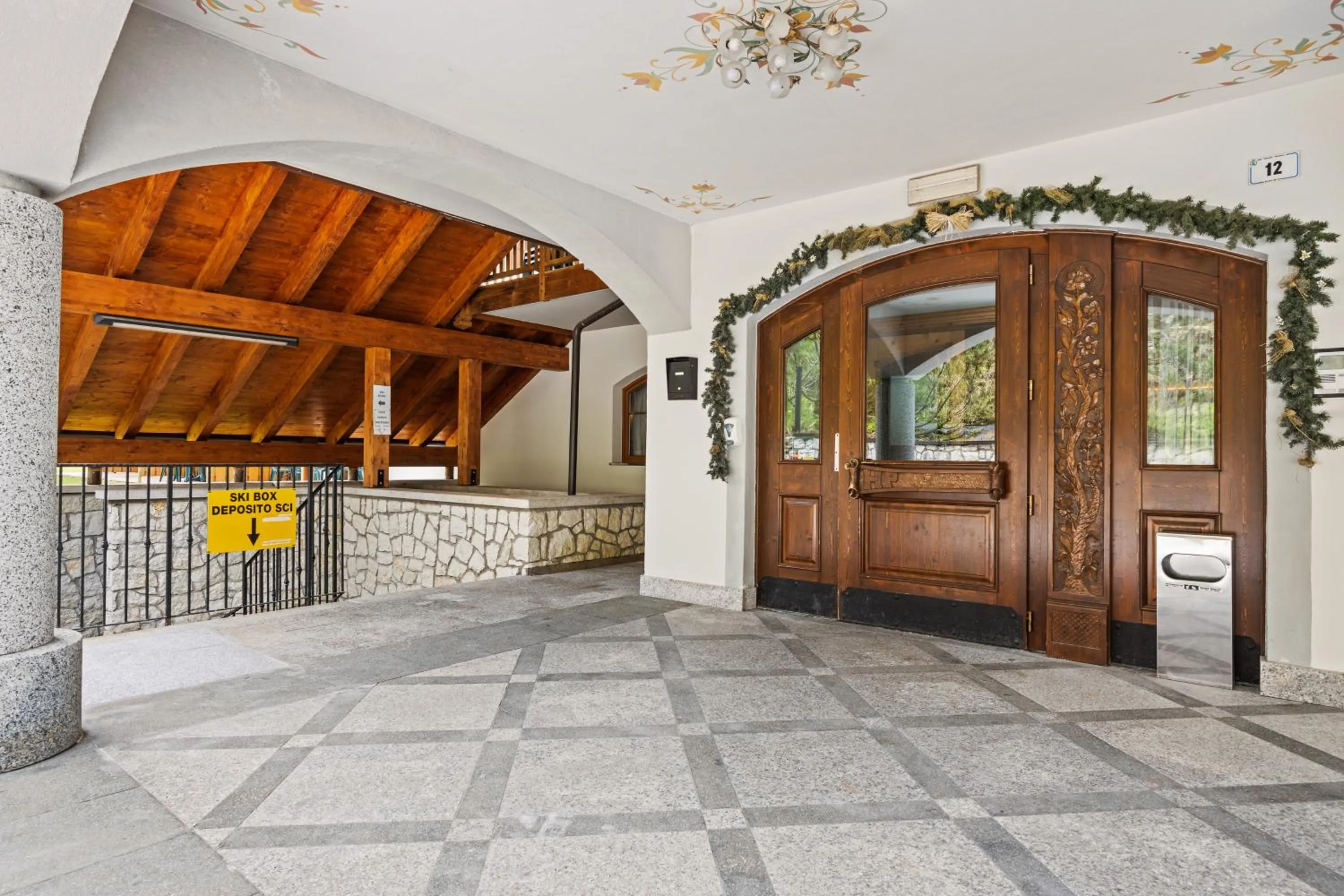 Facade/entrance in Aparthotel Princess