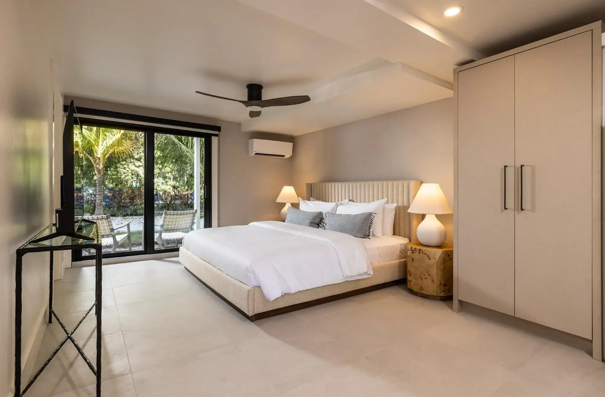 Classic King Room with Kitchen (ADA Accessible) in Pines & Palms Resort Classic King Room with Kitchen (ADA Accessible) in Pines & Palms Resort