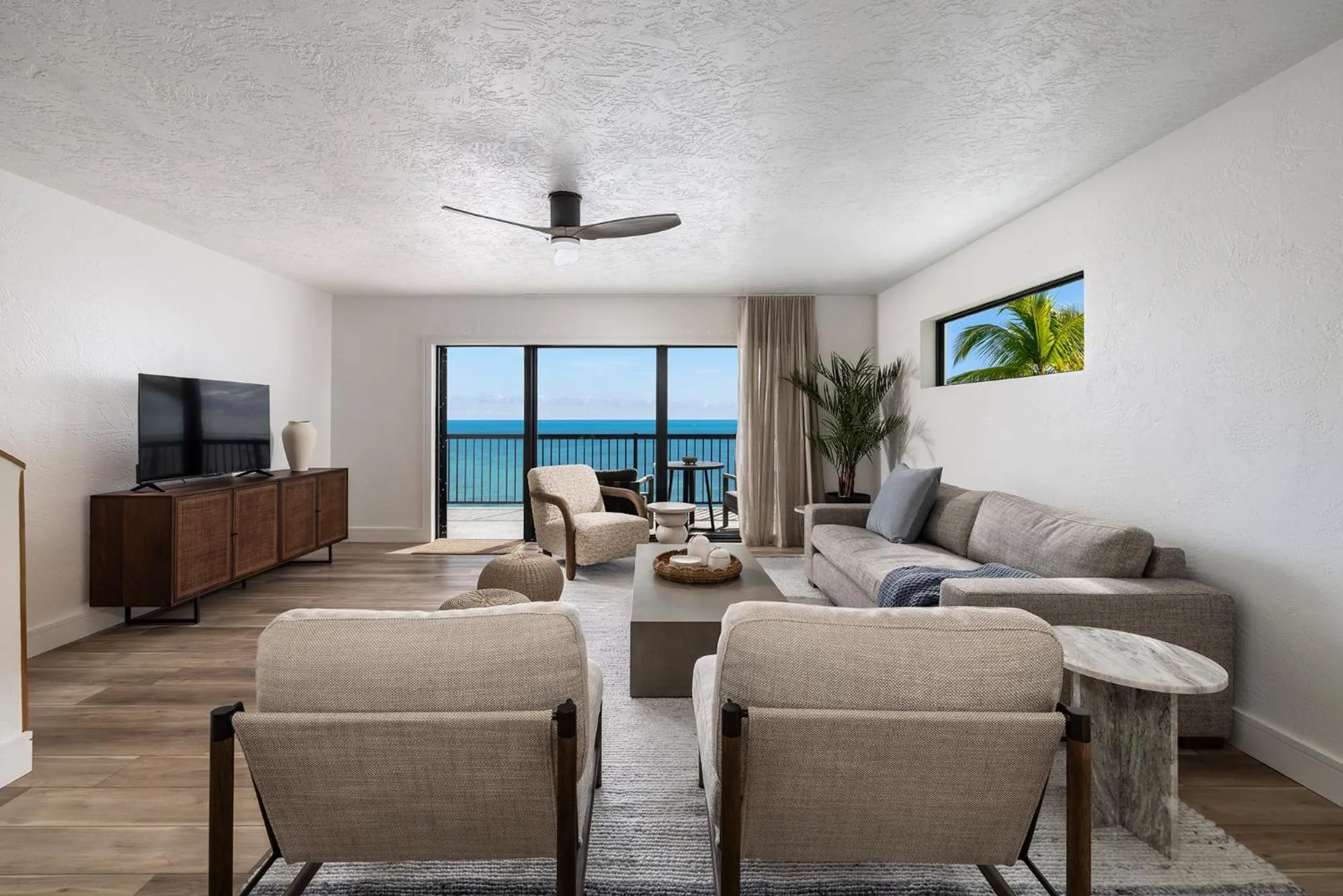 Pines & Palms Resort