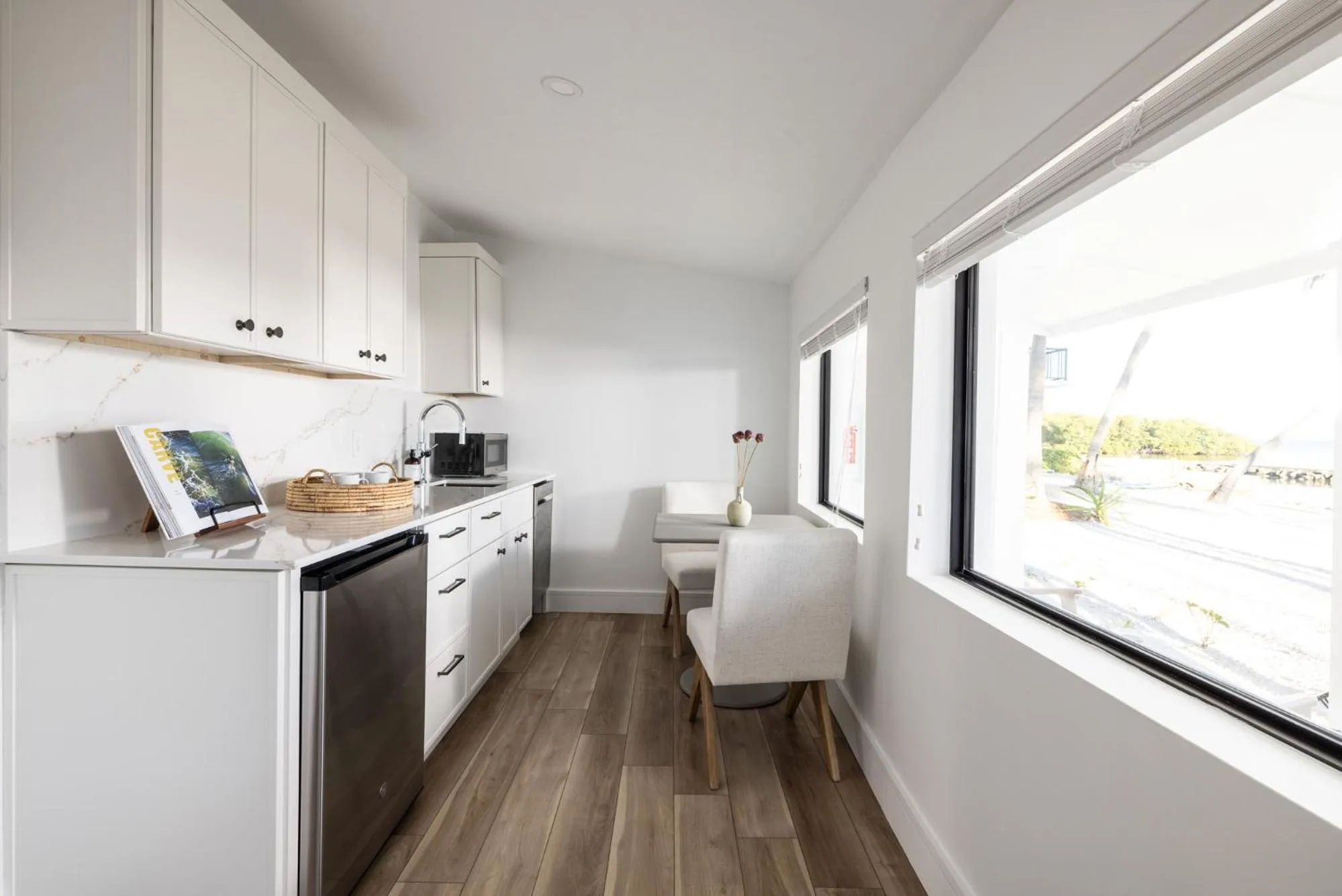 Pines & Palms Resort