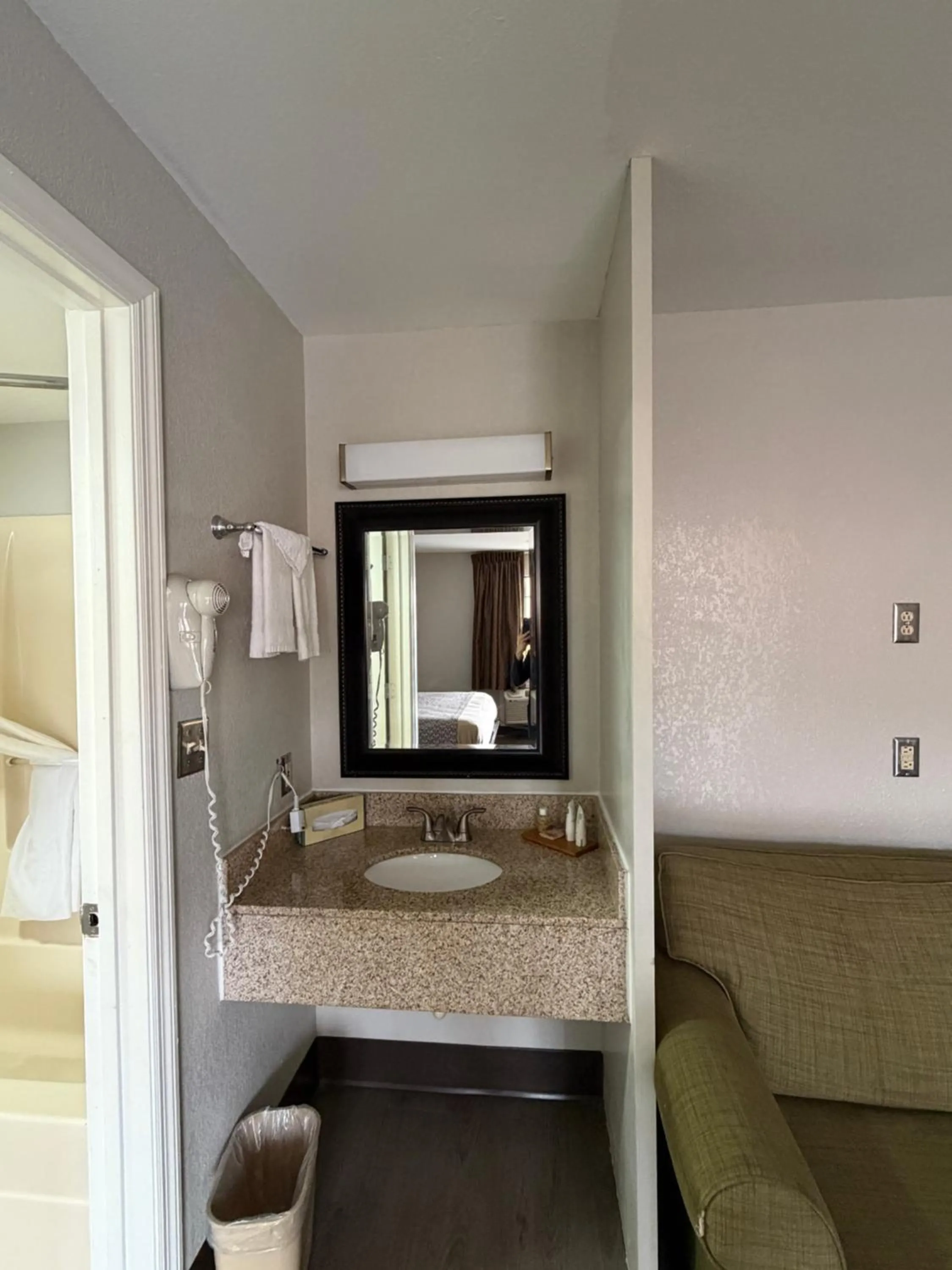 Savannah Inn - Savannah I-95 North