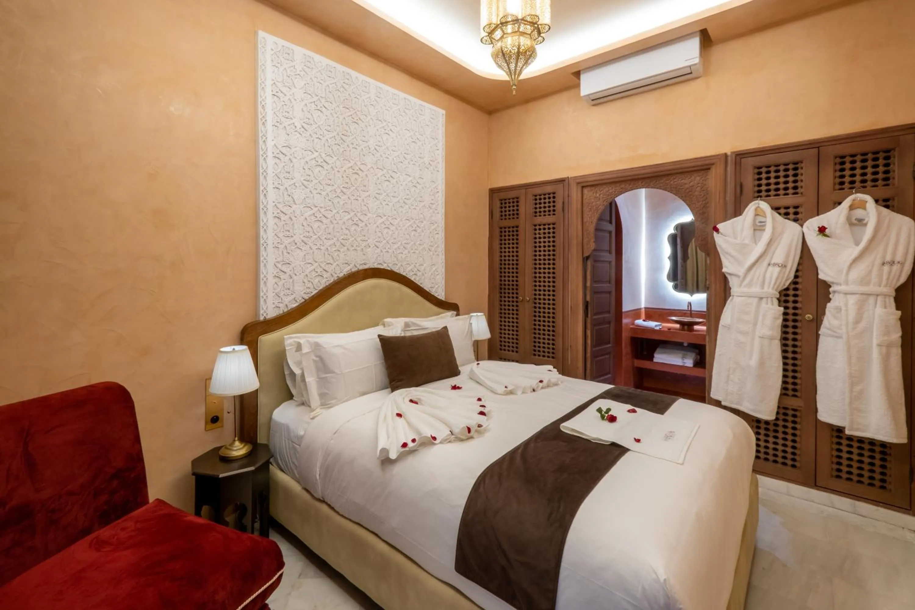 Bed in Riad Mabrouk