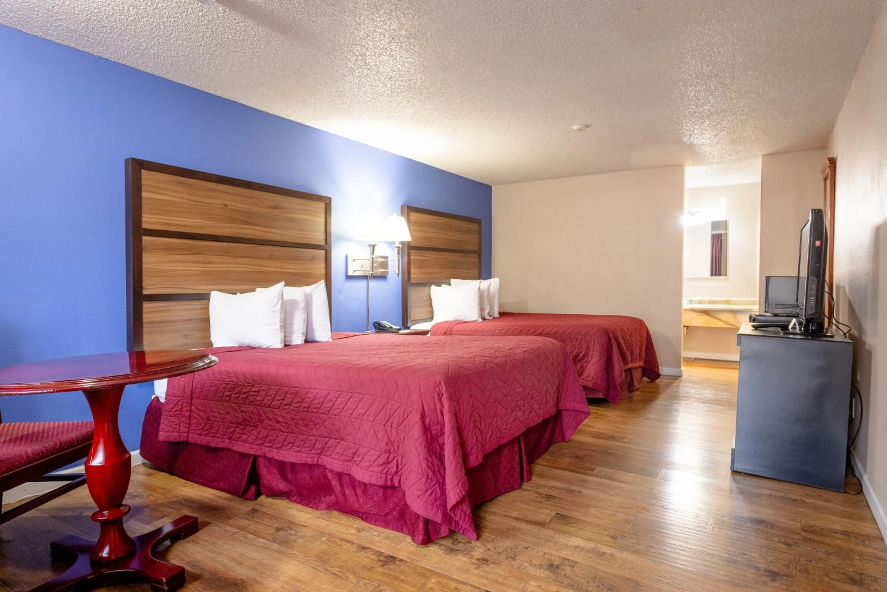 Bed in Motel Puyallup