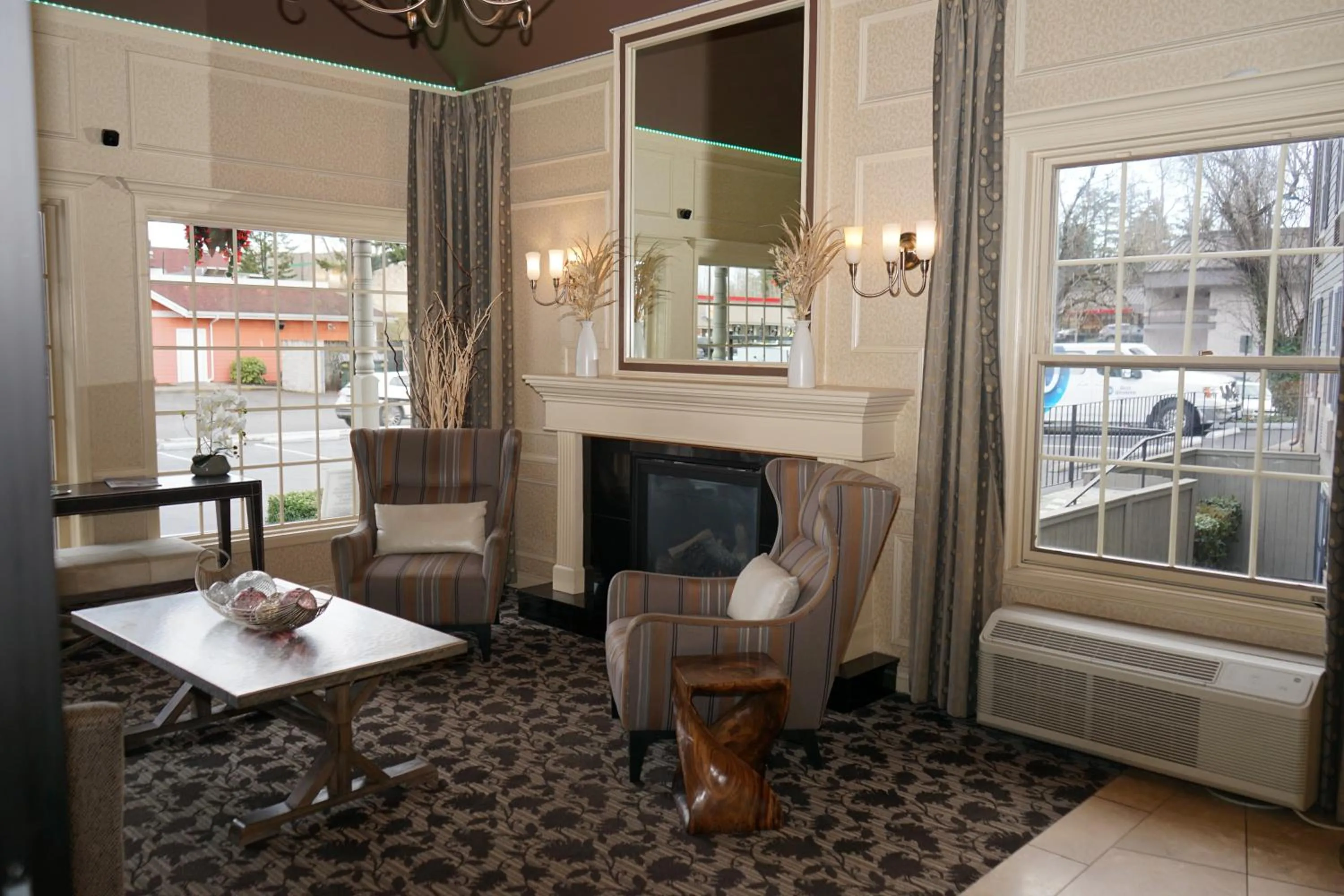 Lobby or reception in Wingate by Wyndham Bellingham Heritage Inn