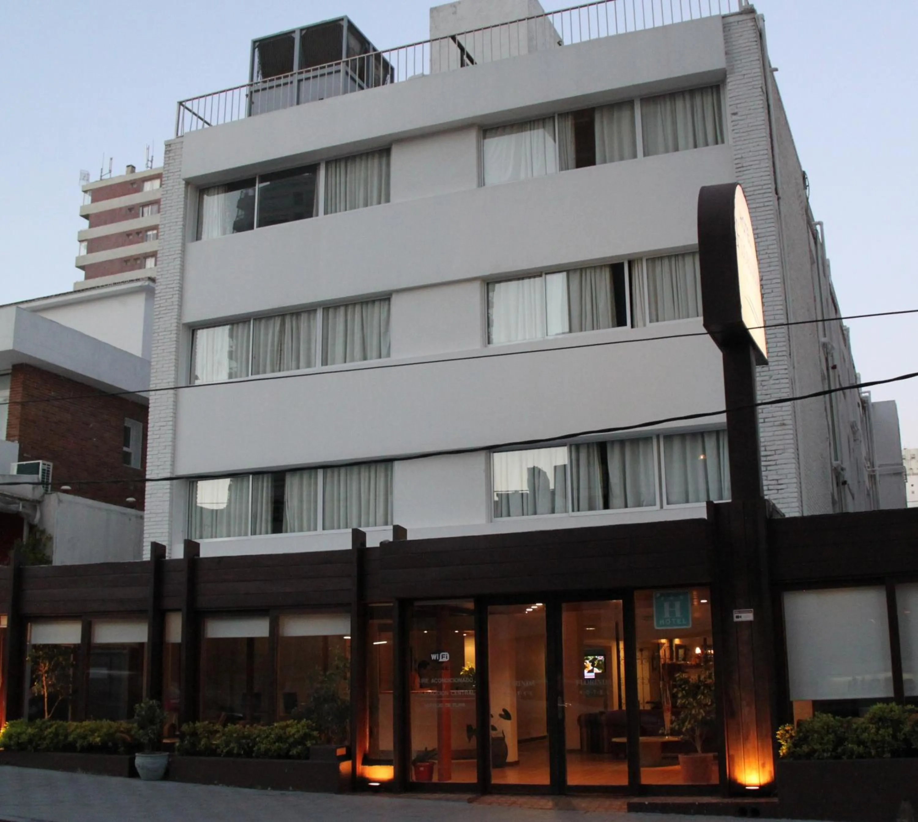 Property building in Hotel Florinda