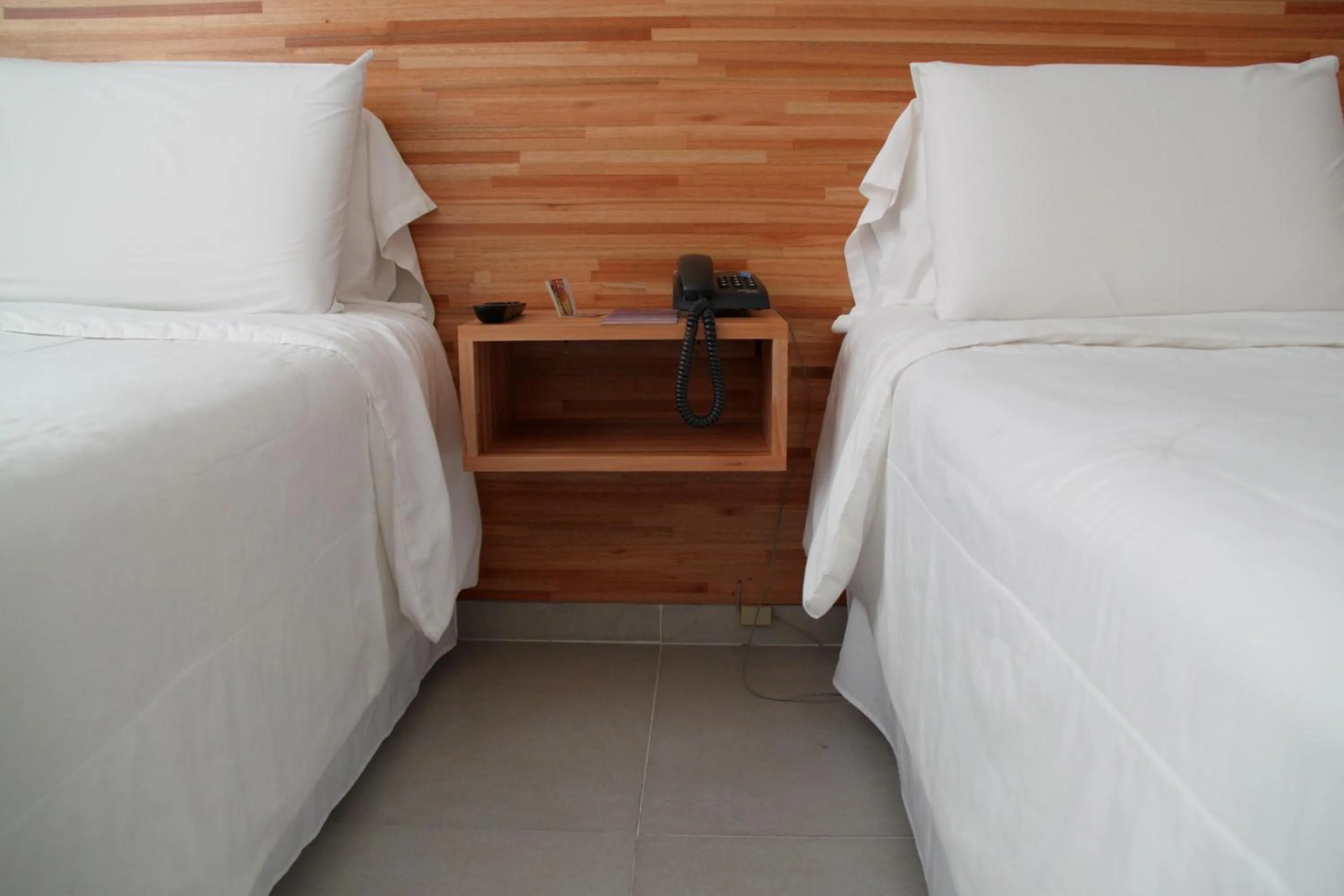 Bedroom, Bed in Hotel Florinda